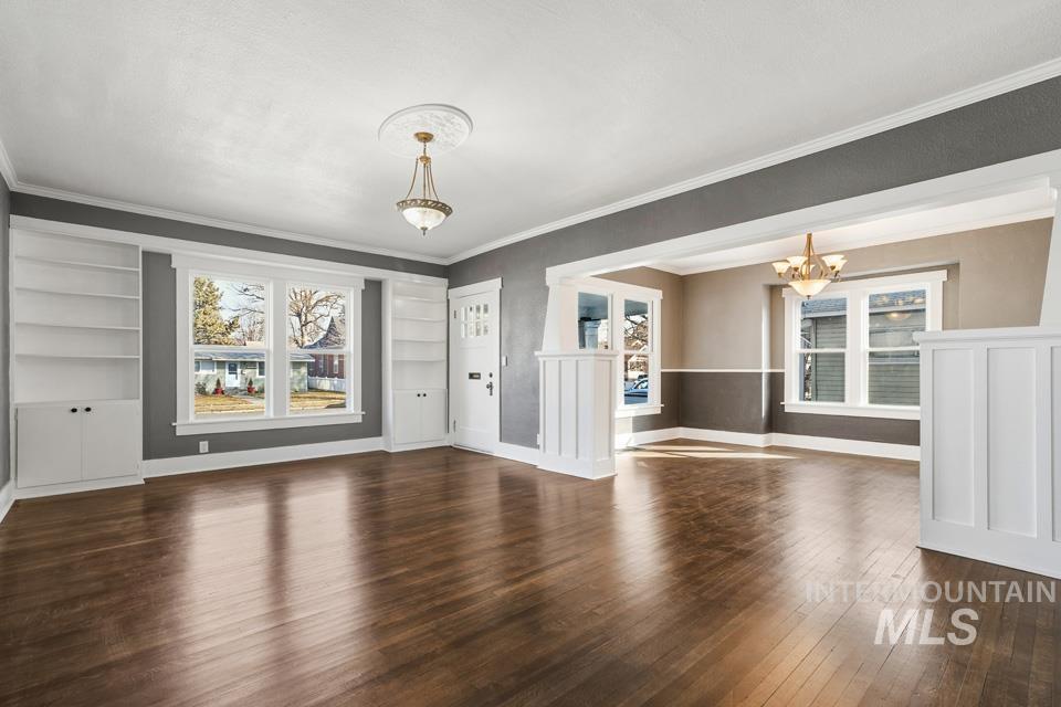 253 W Court Street, Weiser, Idaho 83672, 3 Bedrooms, 1.5 Bathrooms, Residential For Sale, Price $339,900,MLS 98974073