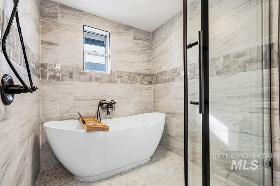 253 W Court Street, Weiser, Idaho 83672, 3 Bedrooms, 1.5 Bathrooms, Residential For Sale, Price $339,900,MLS 98974073