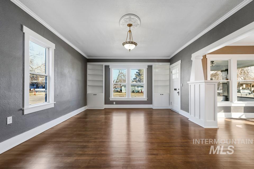 253 W Court Street, Weiser, Idaho 83672, 3 Bedrooms, 1.5 Bathrooms, Residential For Sale, Price $339,900,MLS 98974073