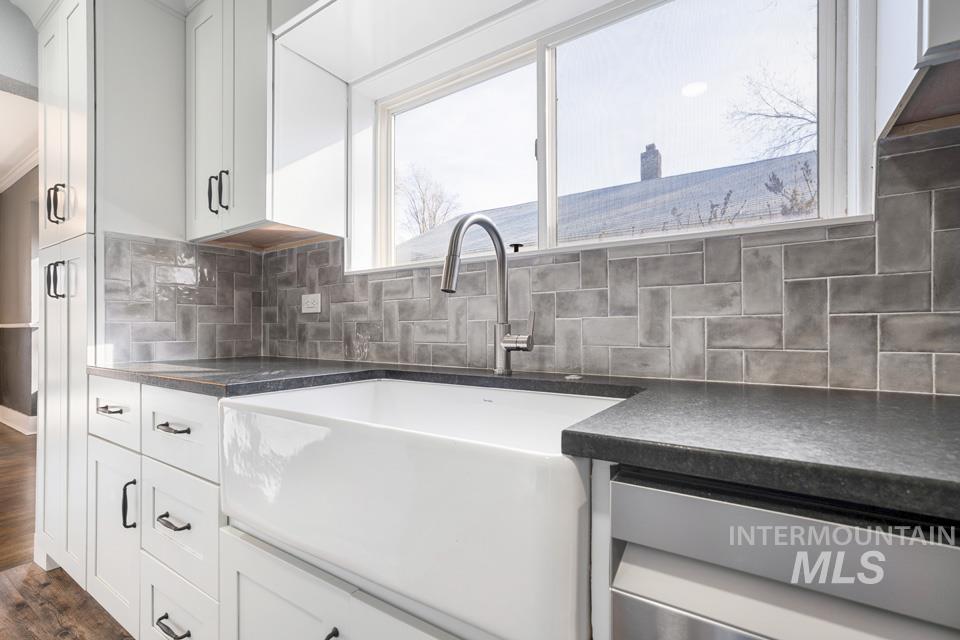 253 W Court Street, Weiser, Idaho 83672, 3 Bedrooms, 1.5 Bathrooms, Residential For Sale, Price $339,900,MLS 98974073