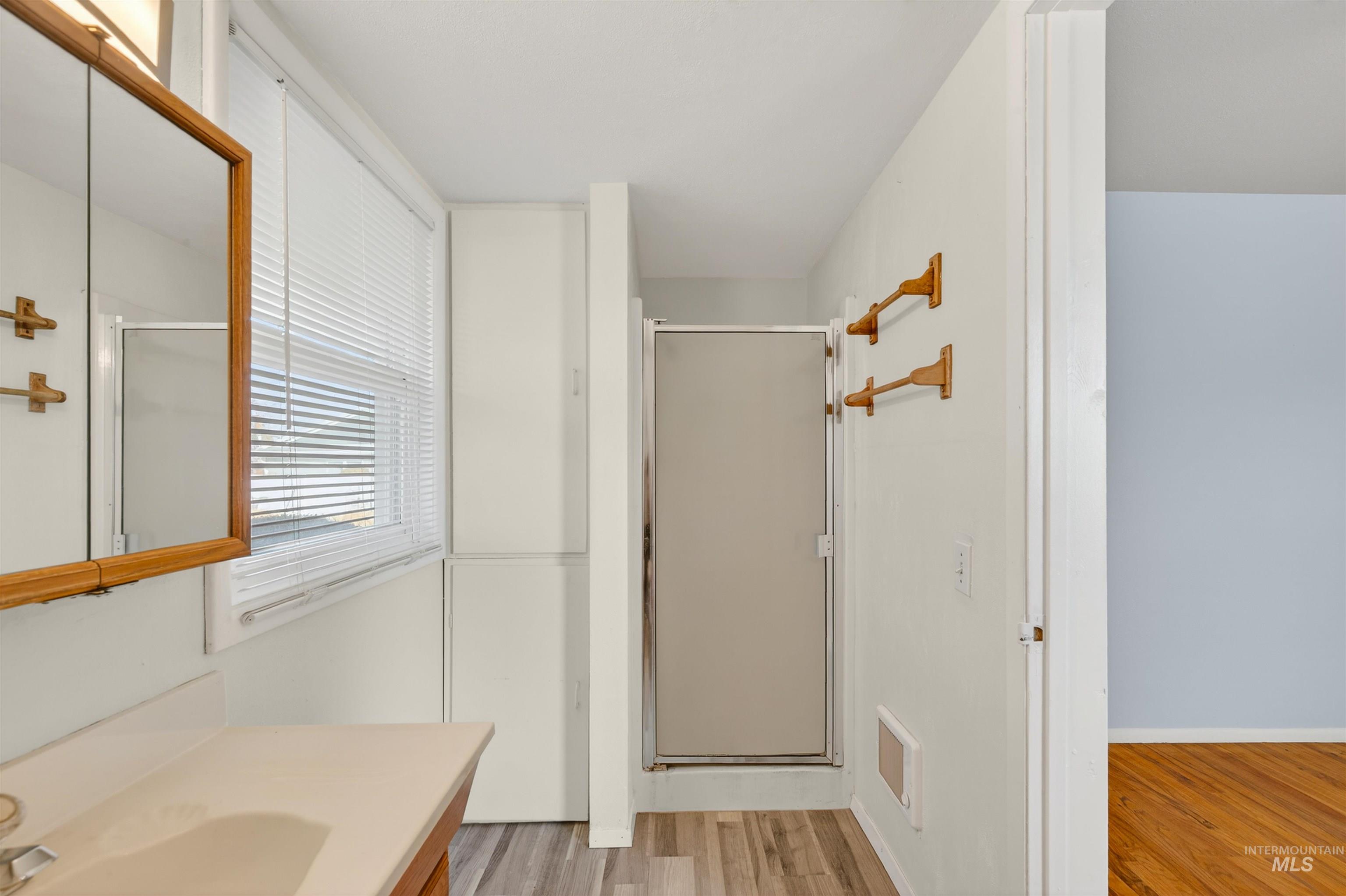 609 Grelle Ave, Lewiston, Idaho 83501, 4 Bedrooms, 2 Bathrooms, Residential For Sale, Price $415,000,MLS 98974077