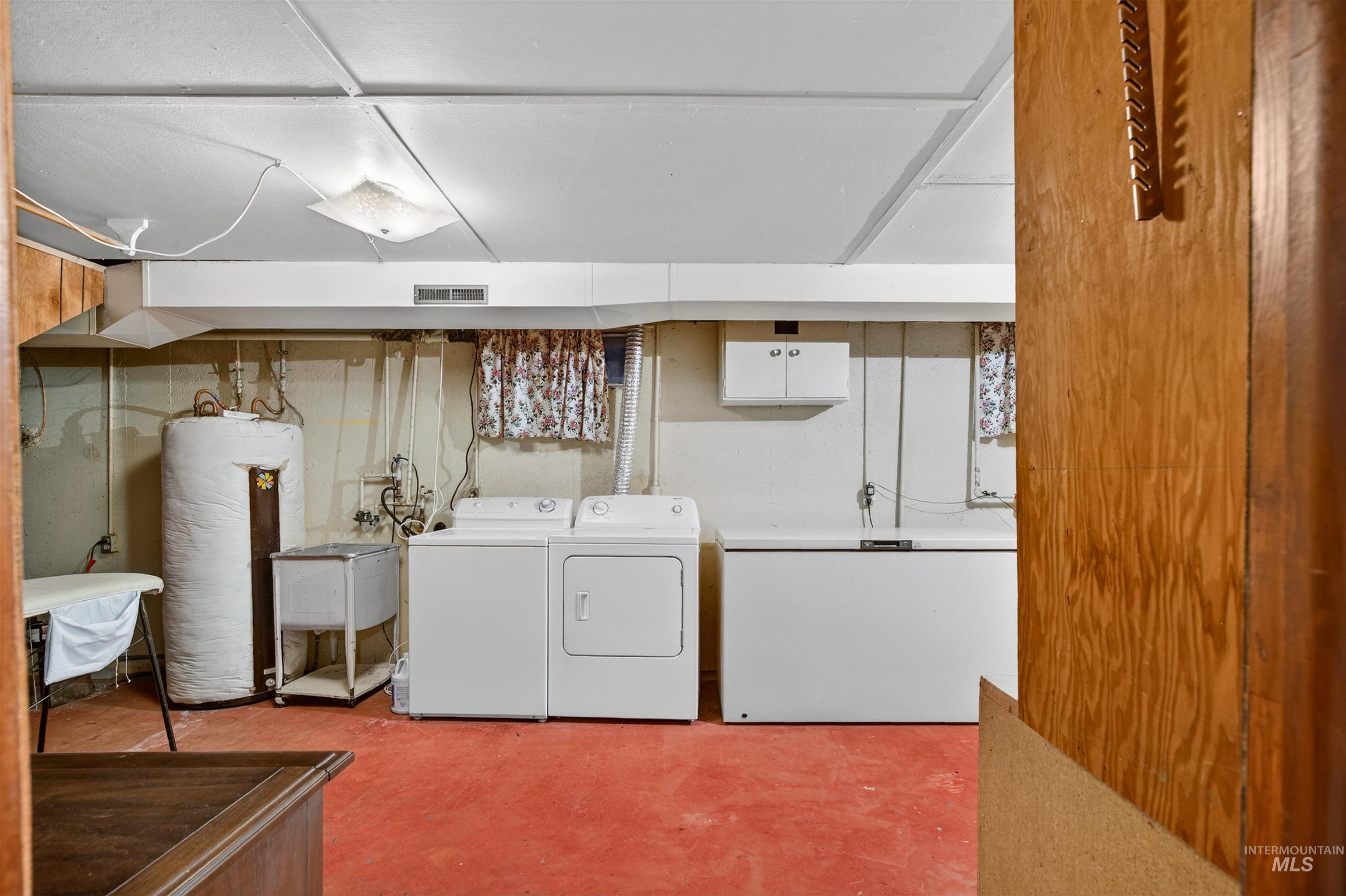 609 Grelle Ave, Lewiston, Idaho 83501, 4 Bedrooms, 2 Bathrooms, Residential For Sale, Price $415,000,MLS 98974077