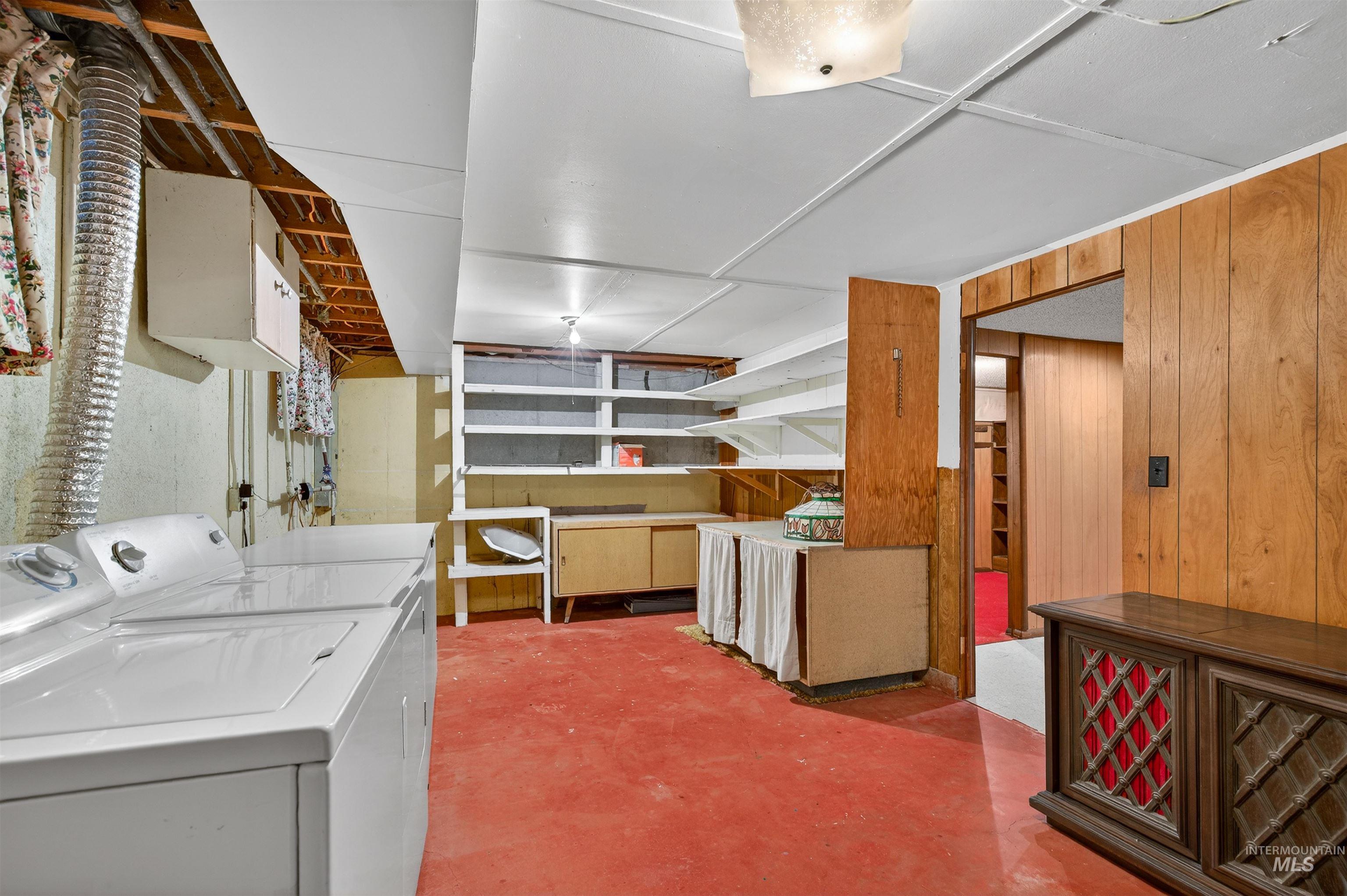 609 Grelle Ave, Lewiston, Idaho 83501, 4 Bedrooms, 2 Bathrooms, Residential For Sale, Price $415,000,MLS 98974077