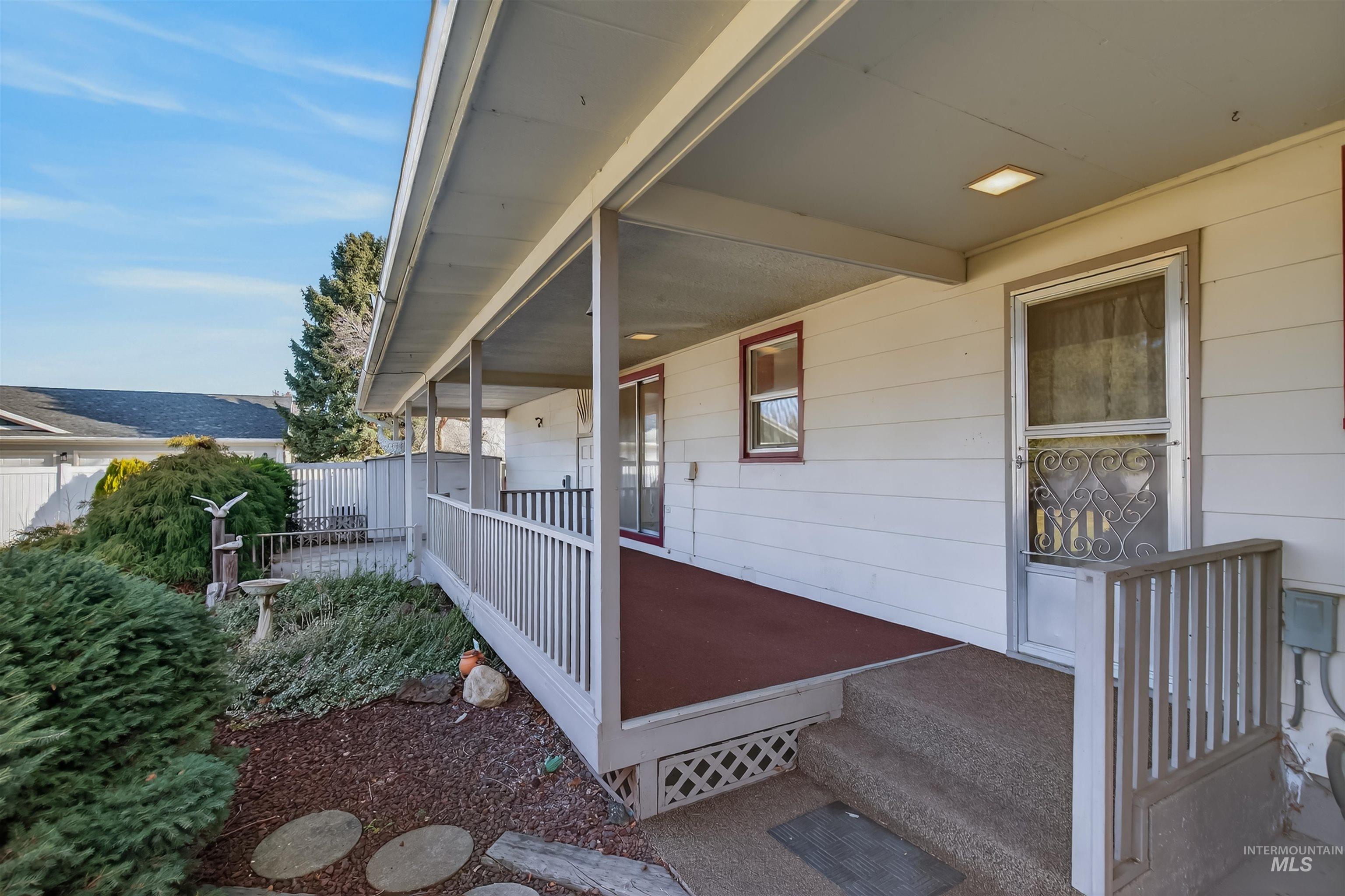 609 Grelle Ave, Lewiston, Idaho 83501, 4 Bedrooms, 2 Bathrooms, Residential For Sale, Price $415,000,MLS 98974077