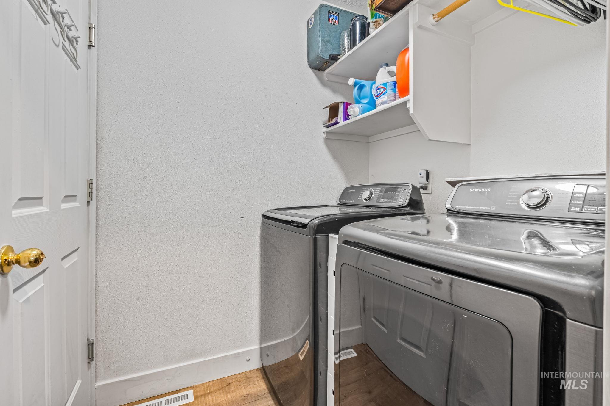 3914 Wild Wood Ln, New Plymouth, Idaho 83655, 3 Bedrooms, 2 Bathrooms, Residential For Sale, Price $469,000,MLS 98974078