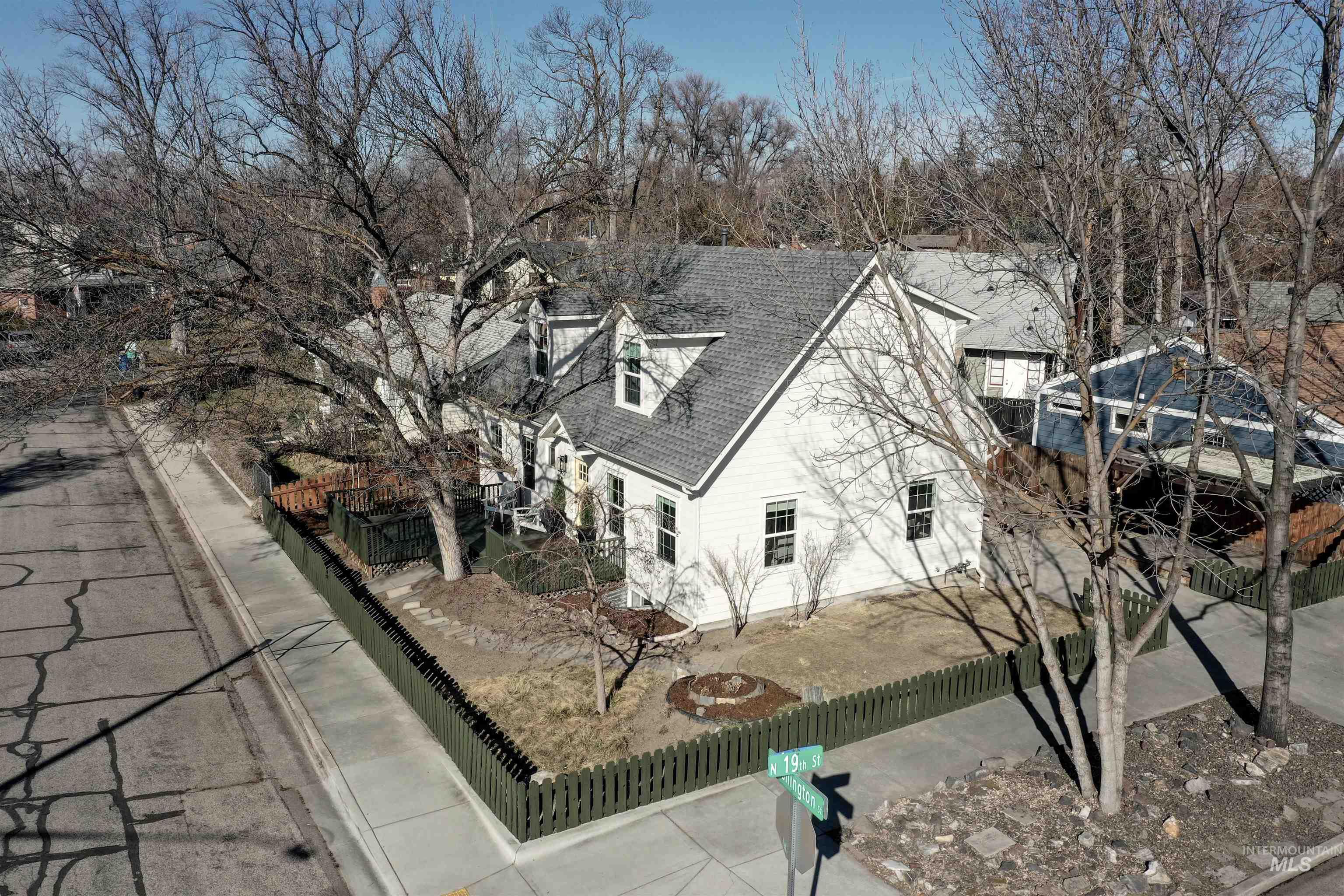 1902 W Washington St, Boise, Idaho 83702, 4 Bedrooms, 3 Bathrooms, Residential For Sale, Price $799,888,MLS 98974080