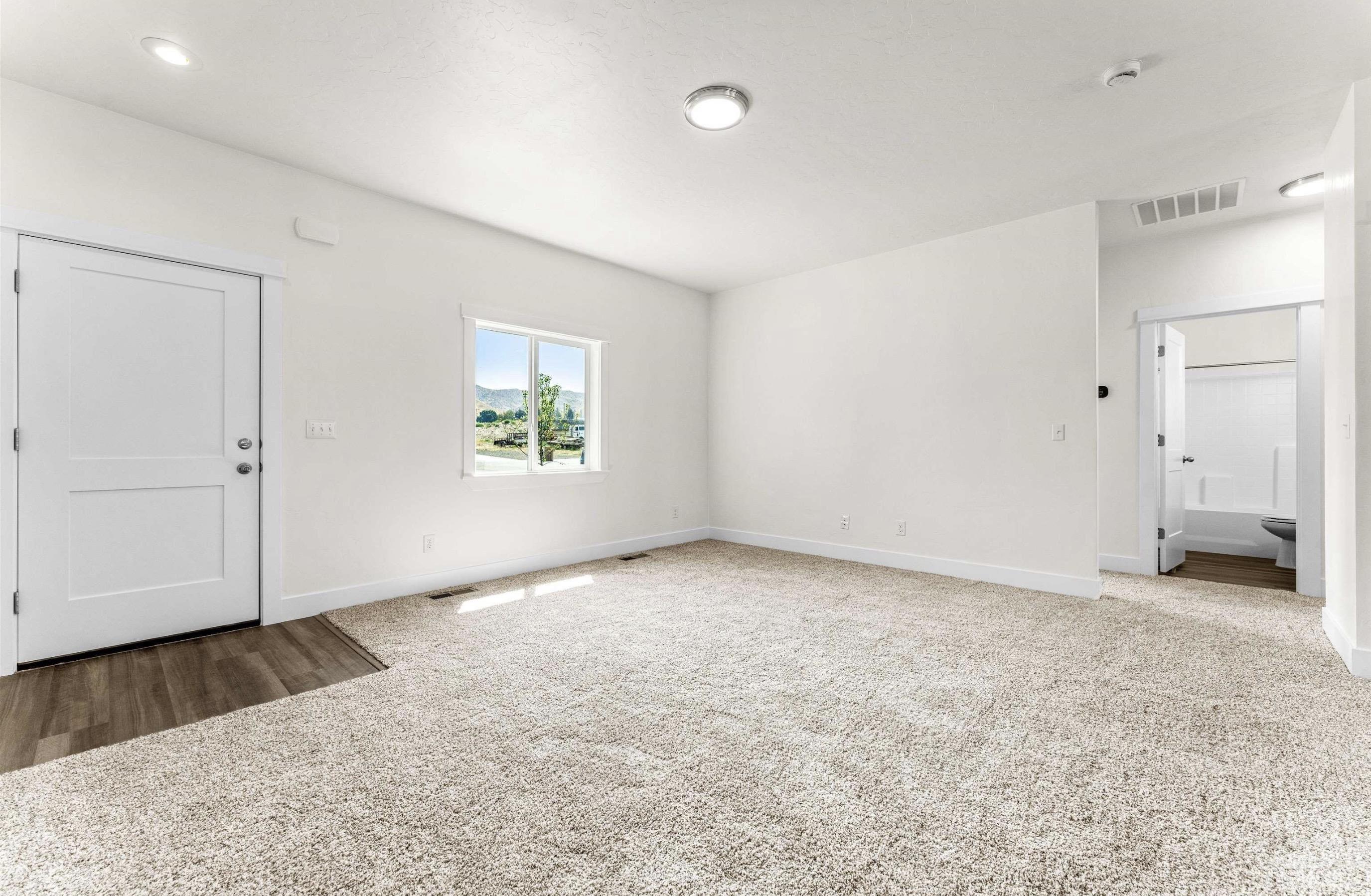 1771 Regency Way, Emmett, Idaho 83617, 3 Bedrooms, 2 Bathrooms, Residential For Sale, Price $387,900,MLS 98974081