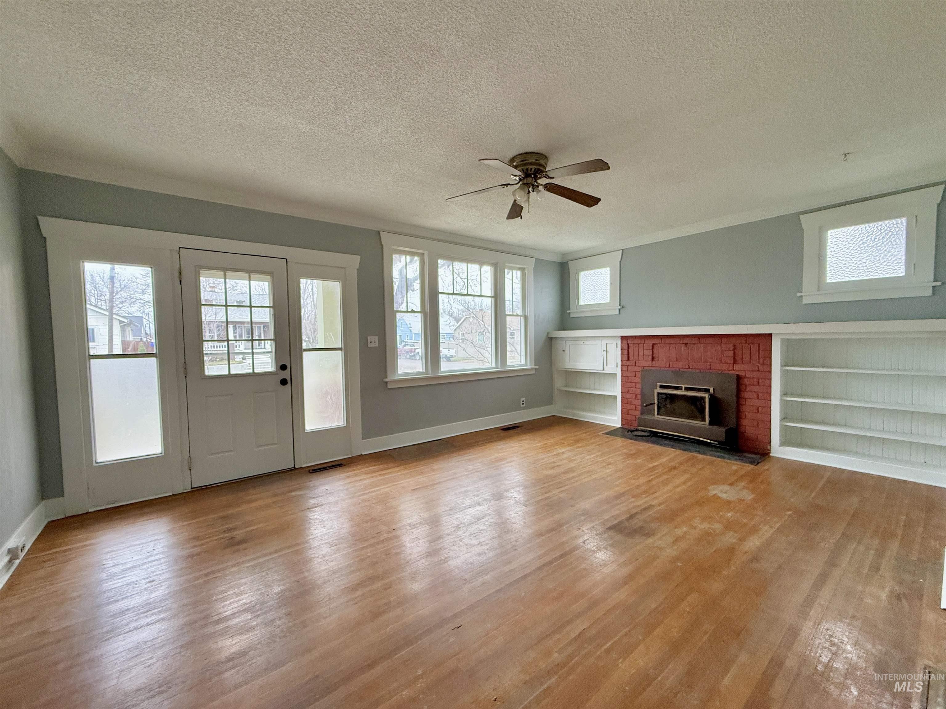 1120 9th St, Lewiston, Idaho 83501, 3 Bedrooms, 2 Bathrooms, Residential For Sale, Price $339,000,MLS 98974082