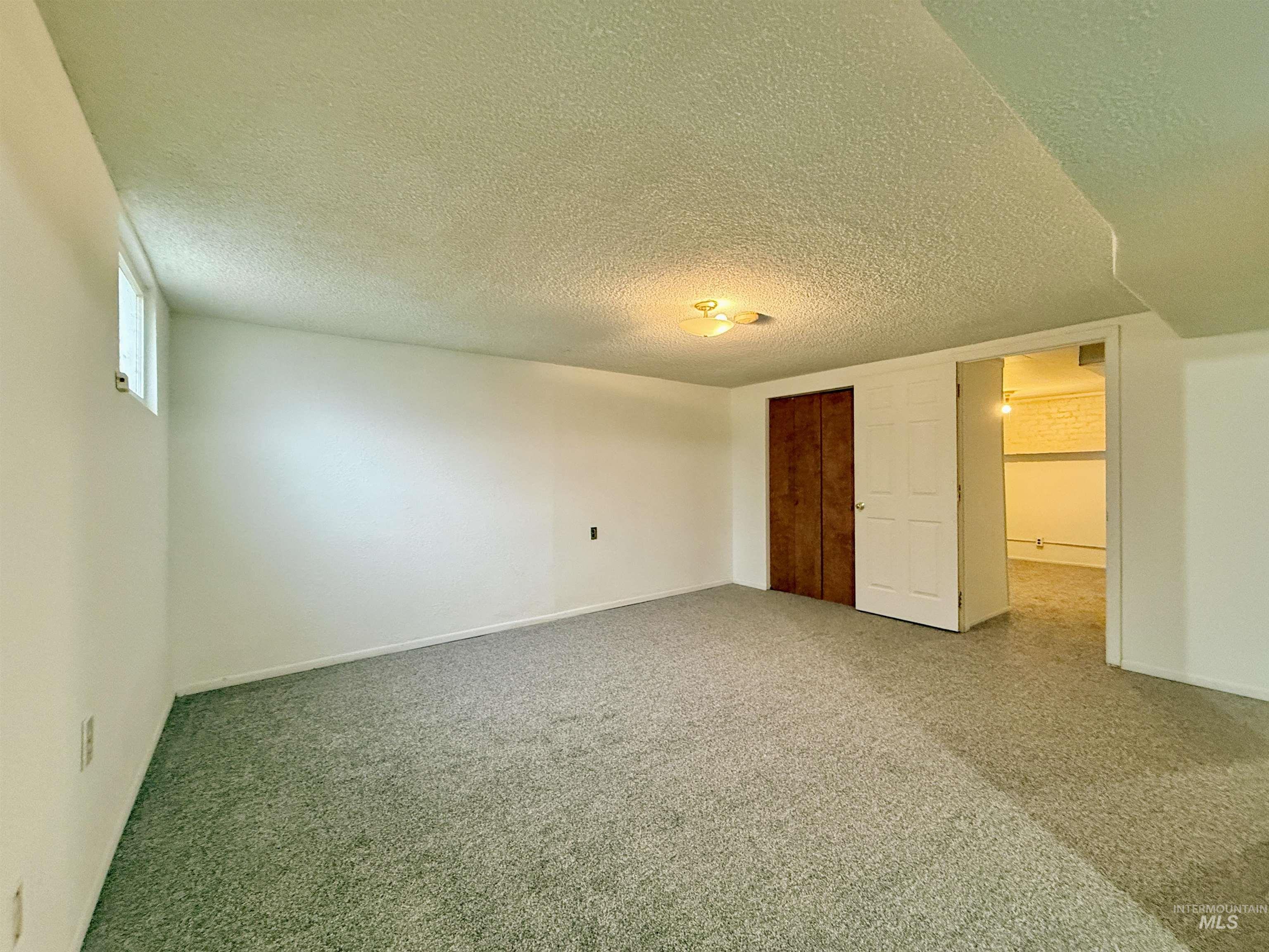 1120 9th St, Lewiston, Idaho 83501, 3 Bedrooms, 2 Bathrooms, Residential For Sale, Price $339,000,MLS 98974082