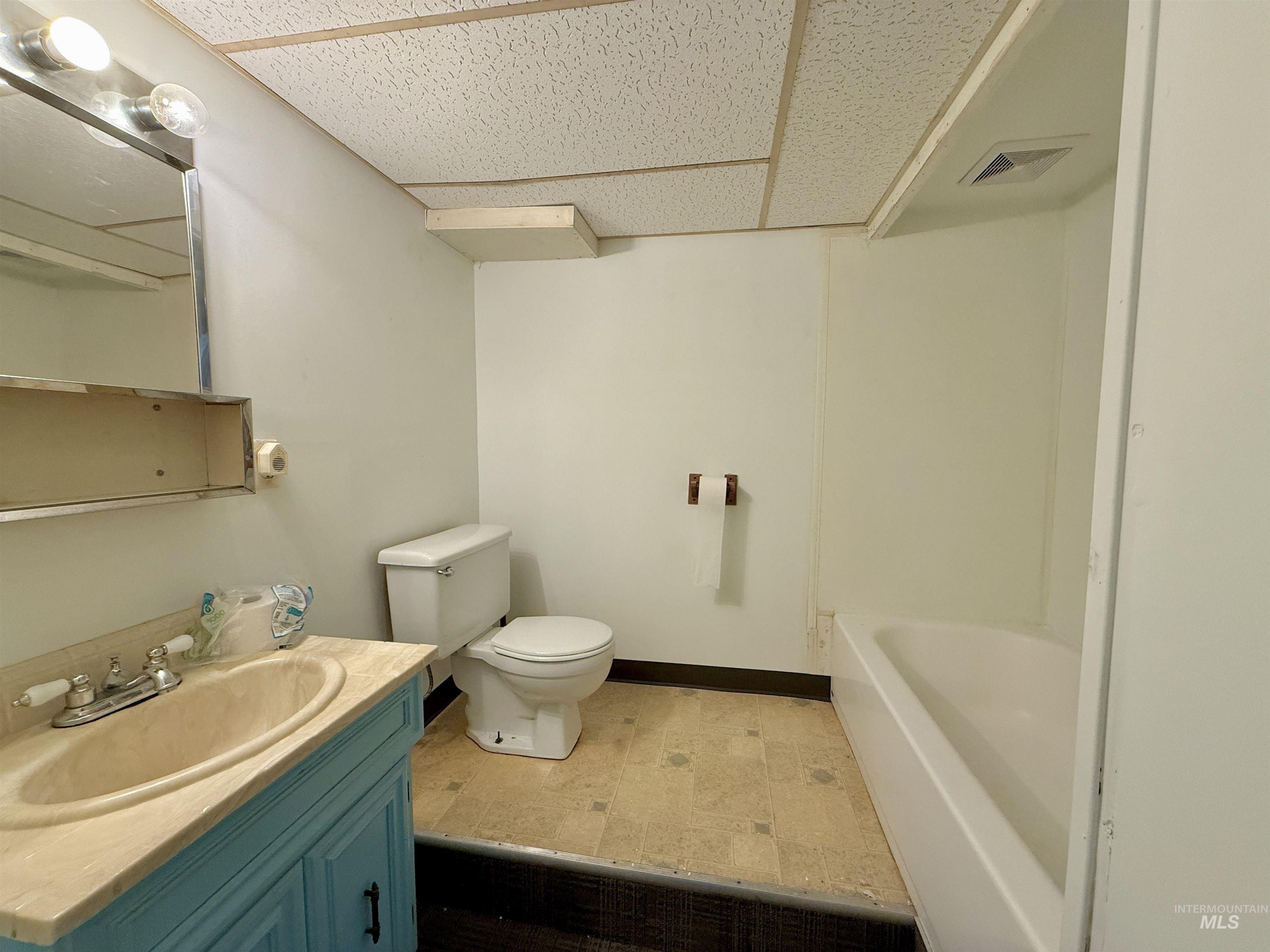 1120 9th St, Lewiston, Idaho 83501, 3 Bedrooms, 2 Bathrooms, Residential For Sale, Price $339,000,MLS 98974082