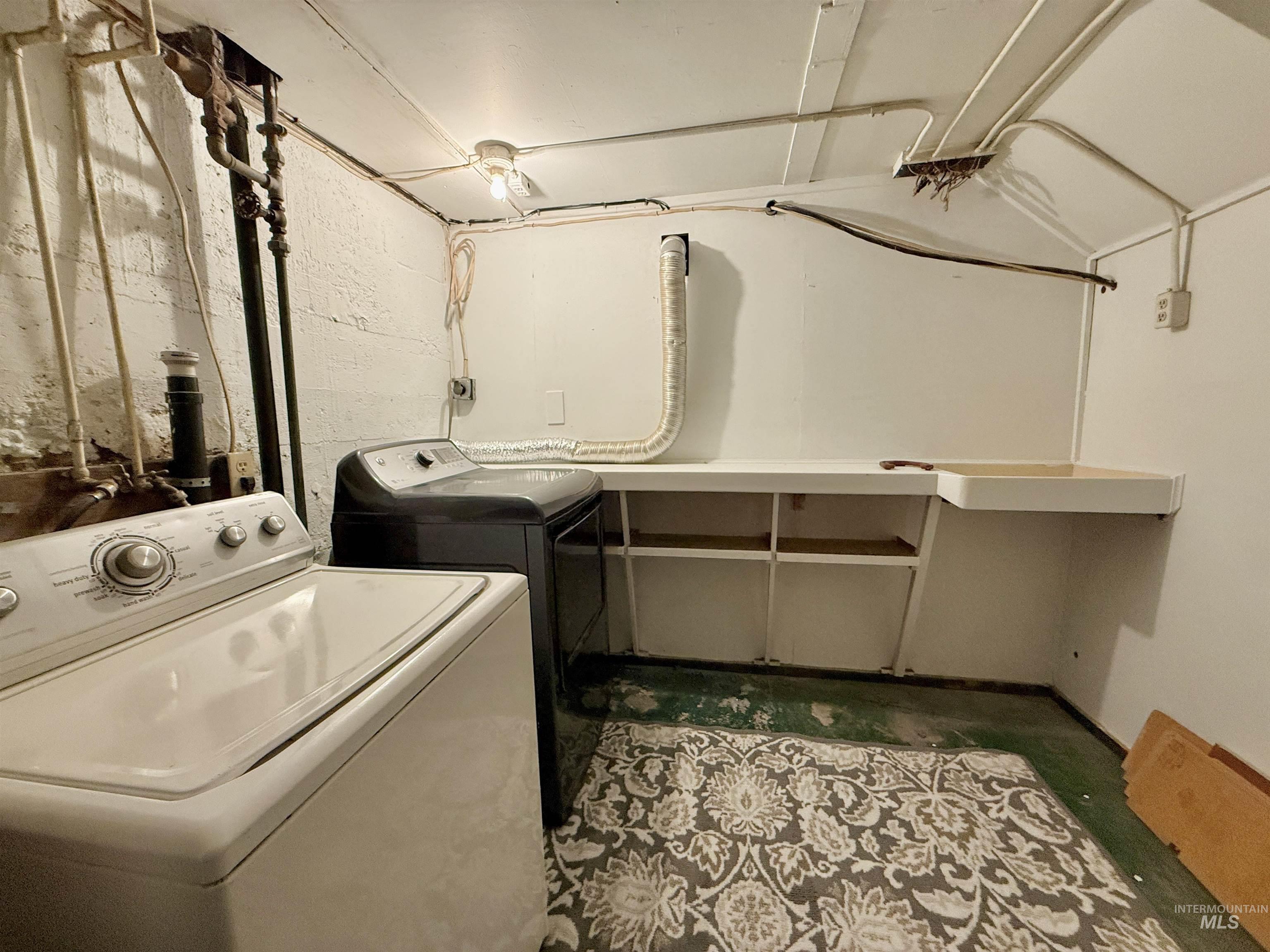 1120 9th St, Lewiston, Idaho 83501, 3 Bedrooms, 2 Bathrooms, Residential For Sale, Price $339,000,MLS 98974082