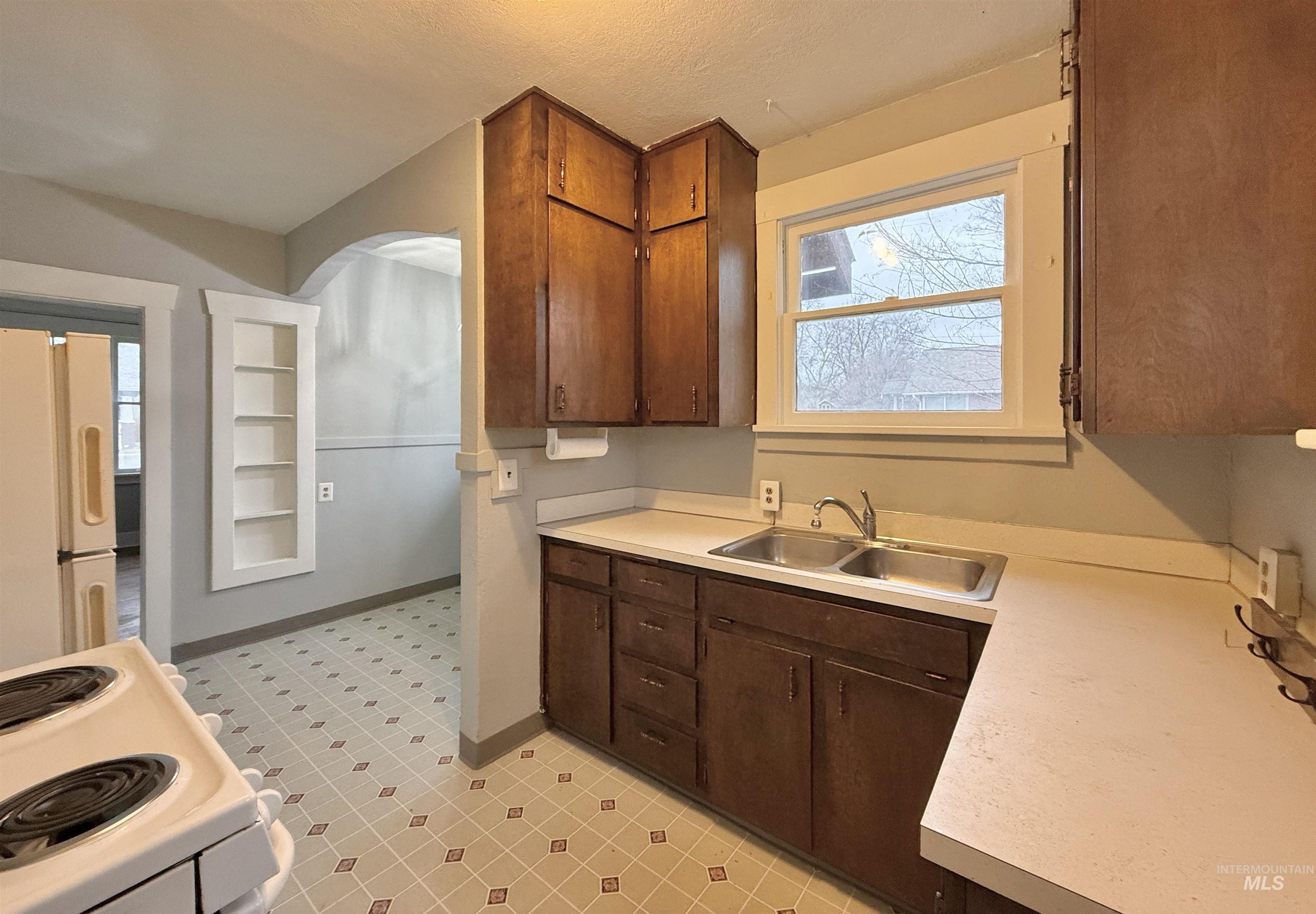 1120 9th St, Lewiston, Idaho 83501, 3 Bedrooms, 2 Bathrooms, Residential For Sale, Price $339,000,MLS 98974082