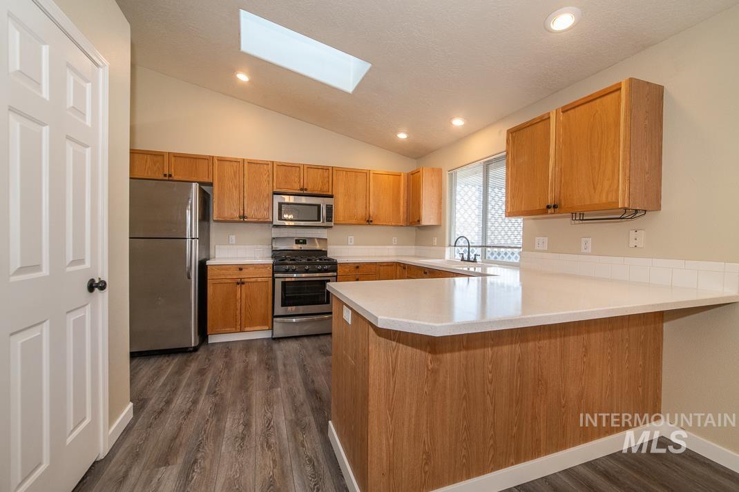 10484 Menkalinin, Star, Idaho 83669, 3 Bedrooms, 2 Bathrooms, Residential For Sale, Price $399,995,MLS 98974083