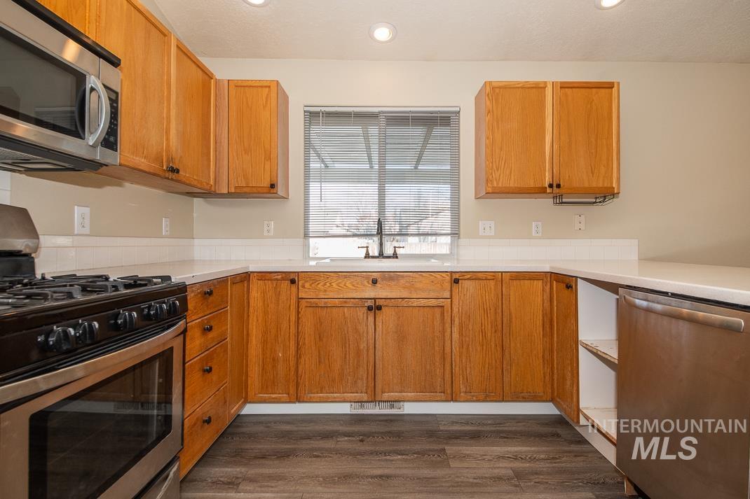 10484 Menkalinin, Star, Idaho 83669, 3 Bedrooms, 2 Bathrooms, Residential For Sale, Price $399,995,MLS 98974083