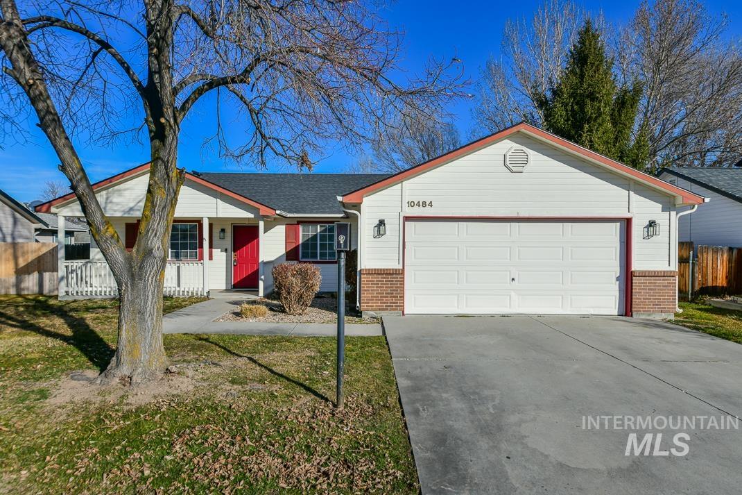 10484 Menkalinin, Star, Idaho 83669, 3 Bedrooms, 2 Bathrooms, Residential For Sale, Price $399,995,MLS 98974083