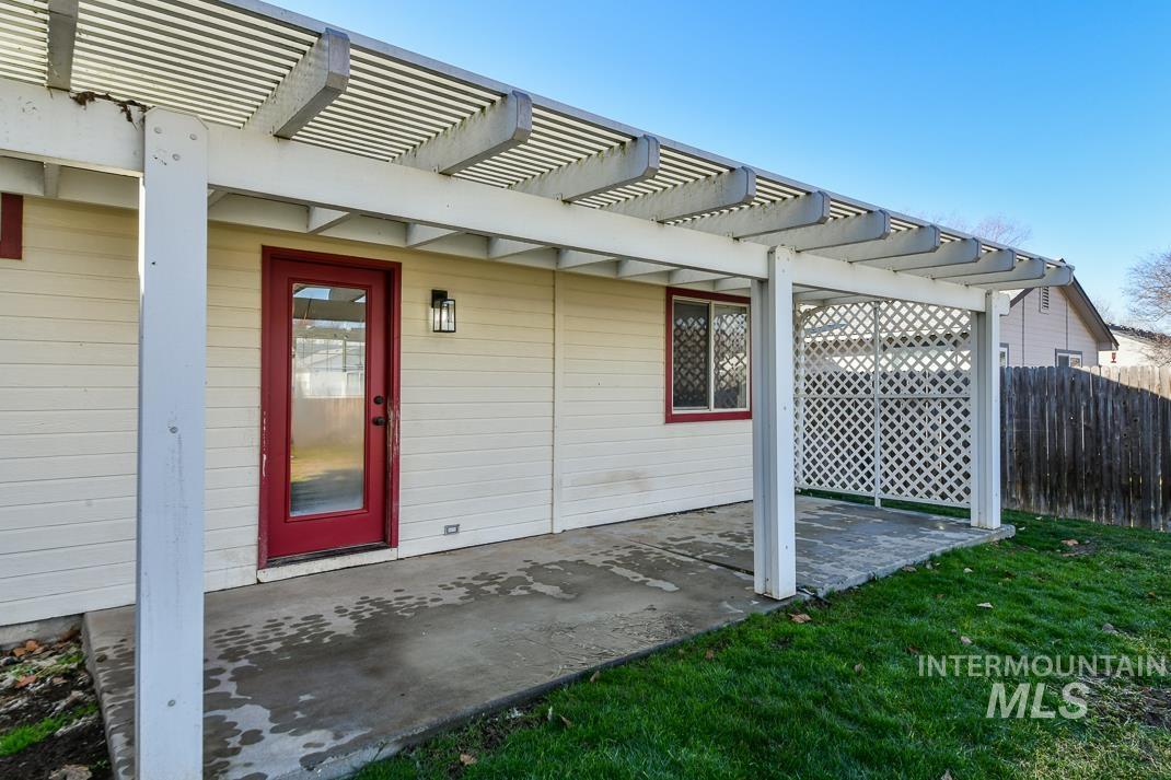 10484 Menkalinin, Star, Idaho 83669, 3 Bedrooms, 2 Bathrooms, Residential For Sale, Price $399,995,MLS 98974083