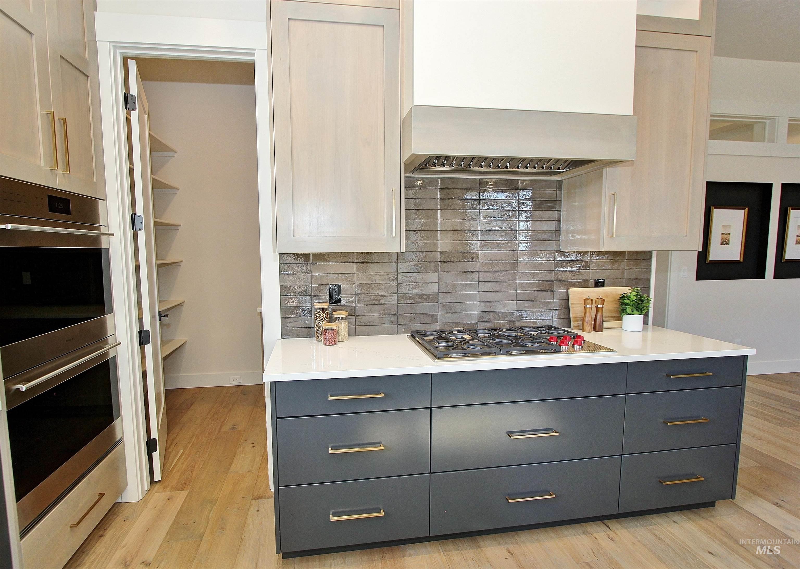 822 N Danville Ave, Eagle, Idaho 83616, 3 Bedrooms, 2.5 Bathrooms, Residential For Sale, Price $1,175,000, 98974085