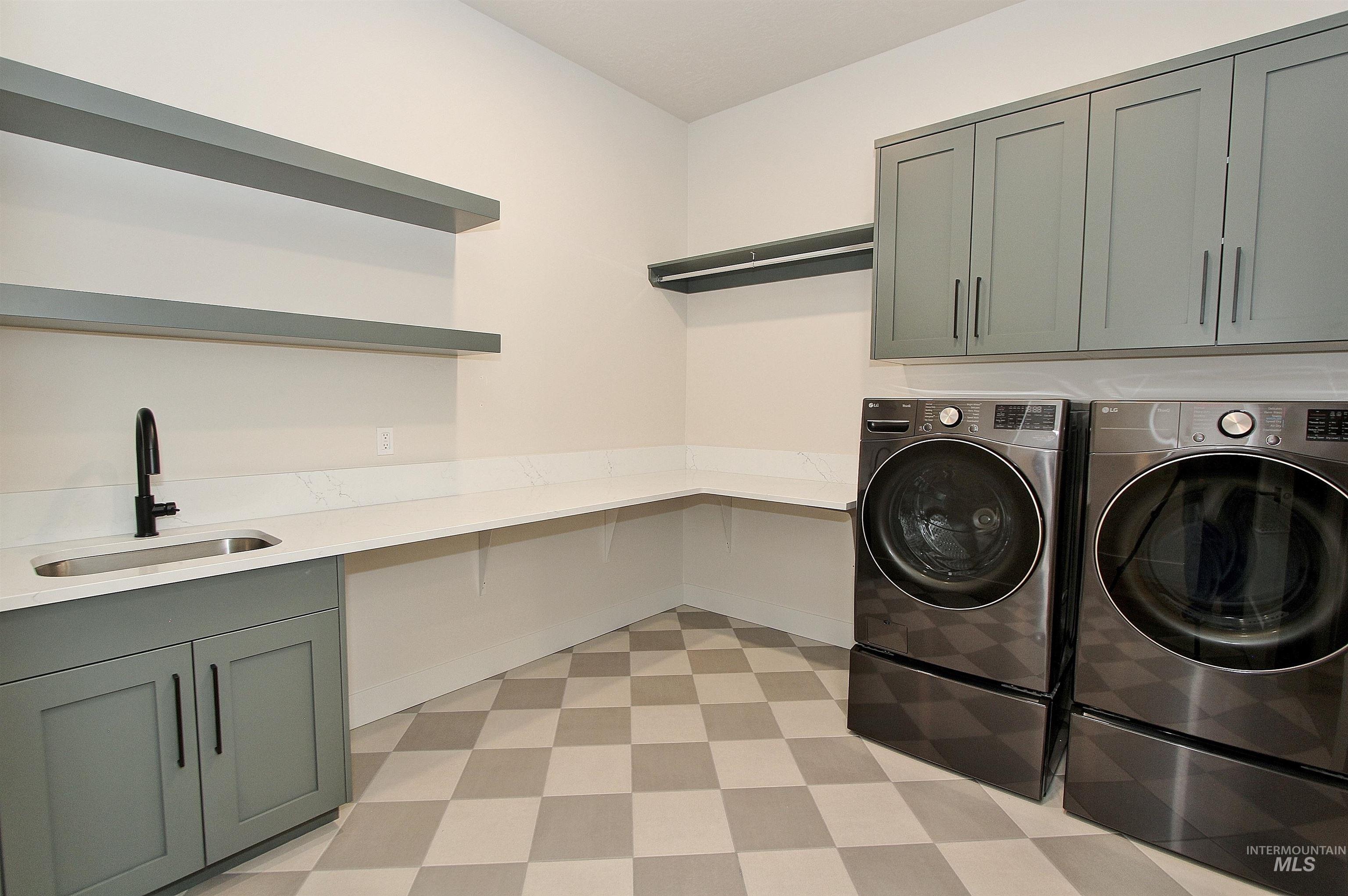 822 N Danville Ave, Eagle, Idaho 83616, 3 Bedrooms, 2.5 Bathrooms, Residential For Sale, Price $1,175,000, 98974085