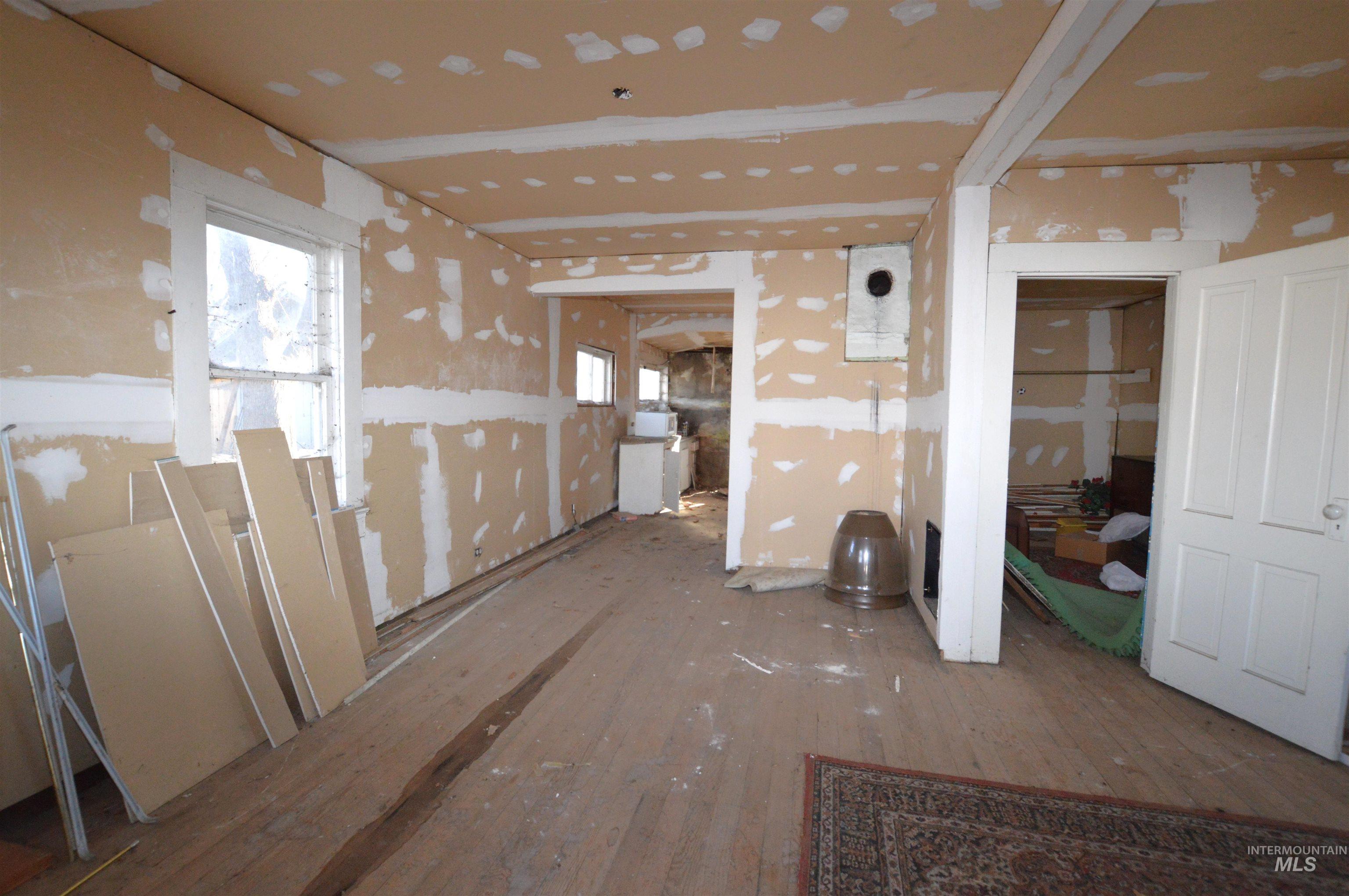 701 Main St, Kamiah, Idaho 83536, 2 Bedrooms, 1 Bathroom, Residential For Sale, Price $239,500,MLS 98974091