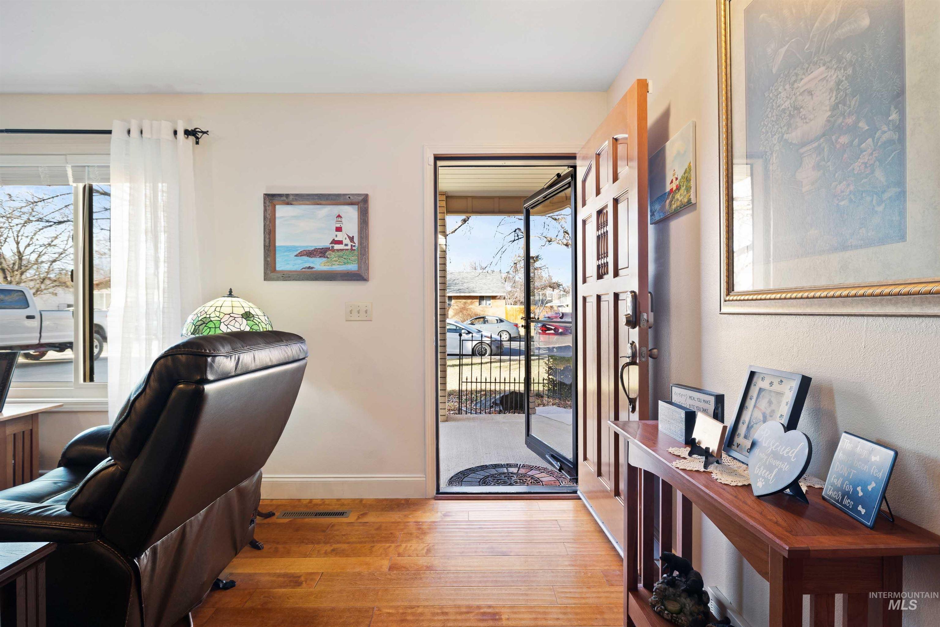 430 Pierce St., Twin Falls, Idaho 83301, 3 Bedrooms, 2.5 Bathrooms, Residential For Sale, Price $470,000,MLS 98974092