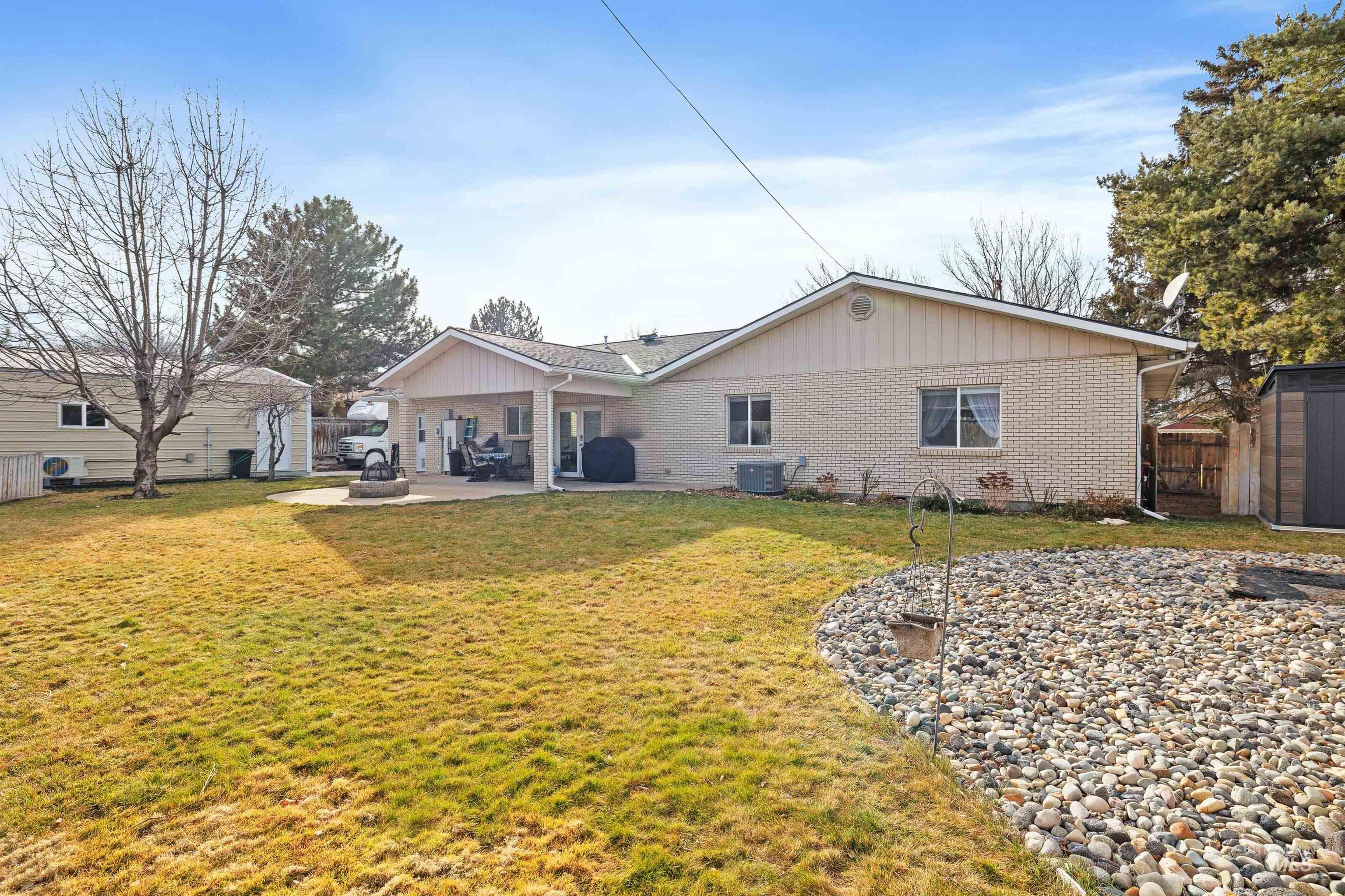 430 Pierce St., Twin Falls, Idaho 83301, 3 Bedrooms, 2.5 Bathrooms, Residential For Sale, Price $470,000,MLS 98974092