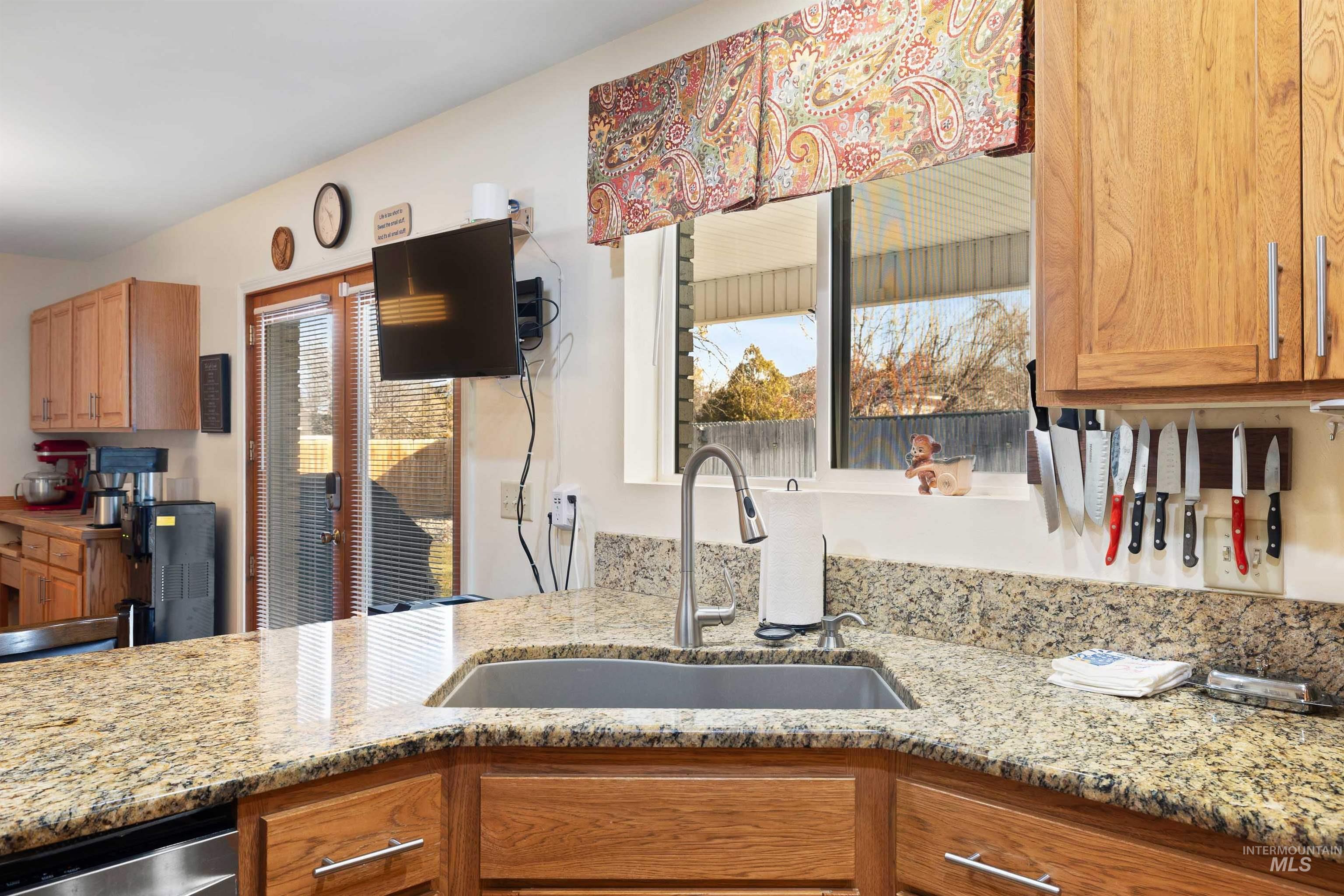 430 Pierce St., Twin Falls, Idaho 83301, 3 Bedrooms, 2.5 Bathrooms, Residential For Sale, Price $470,000,MLS 98974092