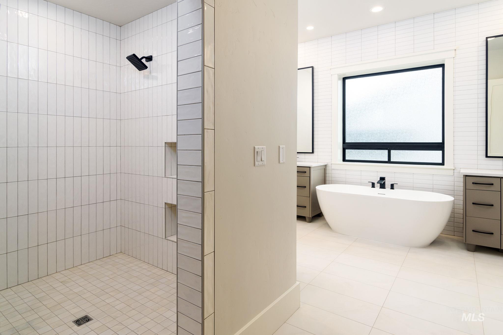 6828 S Krakauer Place, Meridian, Idaho 83642, 4 Bedrooms, 3.5 Bathrooms, Residential For Sale, Price $1,199,777,MLS 98974095