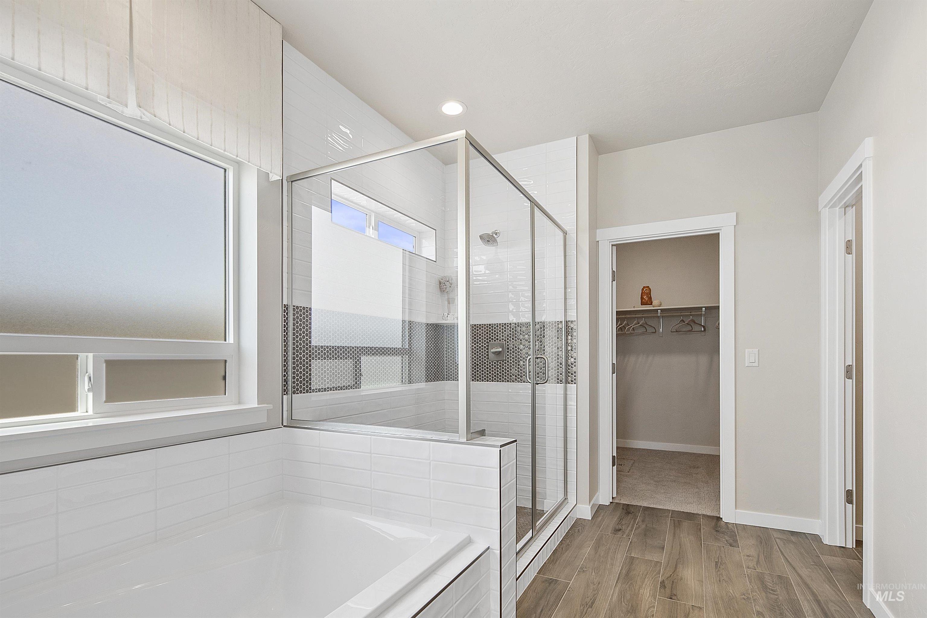 7795 E Meriwether Dr, Nampa, Idaho 83687, 4 Bedrooms, 3.5 Bathrooms, Residential For Sale, Price $539,990,MLS 98974097