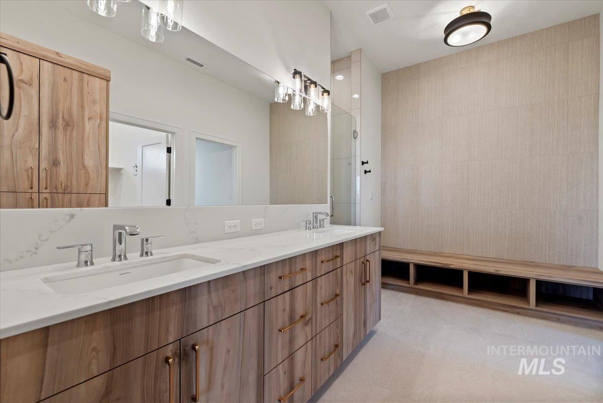 1438 W Ultar Dr., Nampa, Idaho 83686, 3 Bedrooms, 2.5 Bathrooms, Residential For Sale, Price $774,900,MLS 98974101