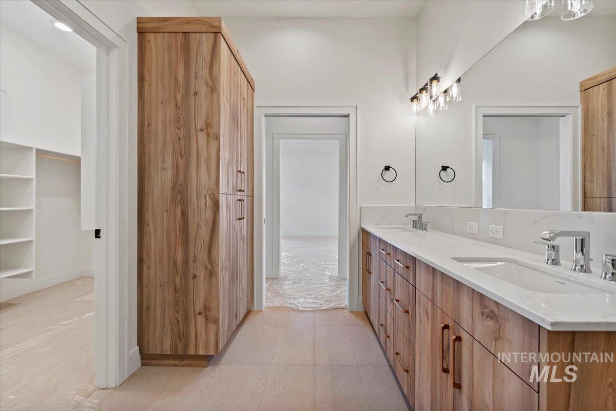 1438 W Ultar Dr., Nampa, Idaho 83686, 3 Bedrooms, 2.5 Bathrooms, Residential For Sale, Price $774,900,MLS 98974101