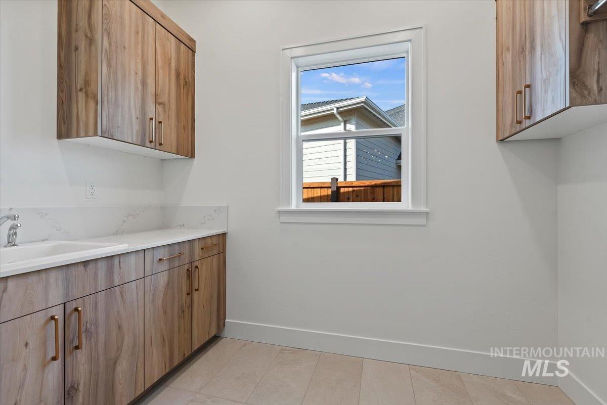 1438 W Ultar Dr., Nampa, Idaho 83686, 3 Bedrooms, 2.5 Bathrooms, Residential For Sale, Price $774,900,MLS 98974101