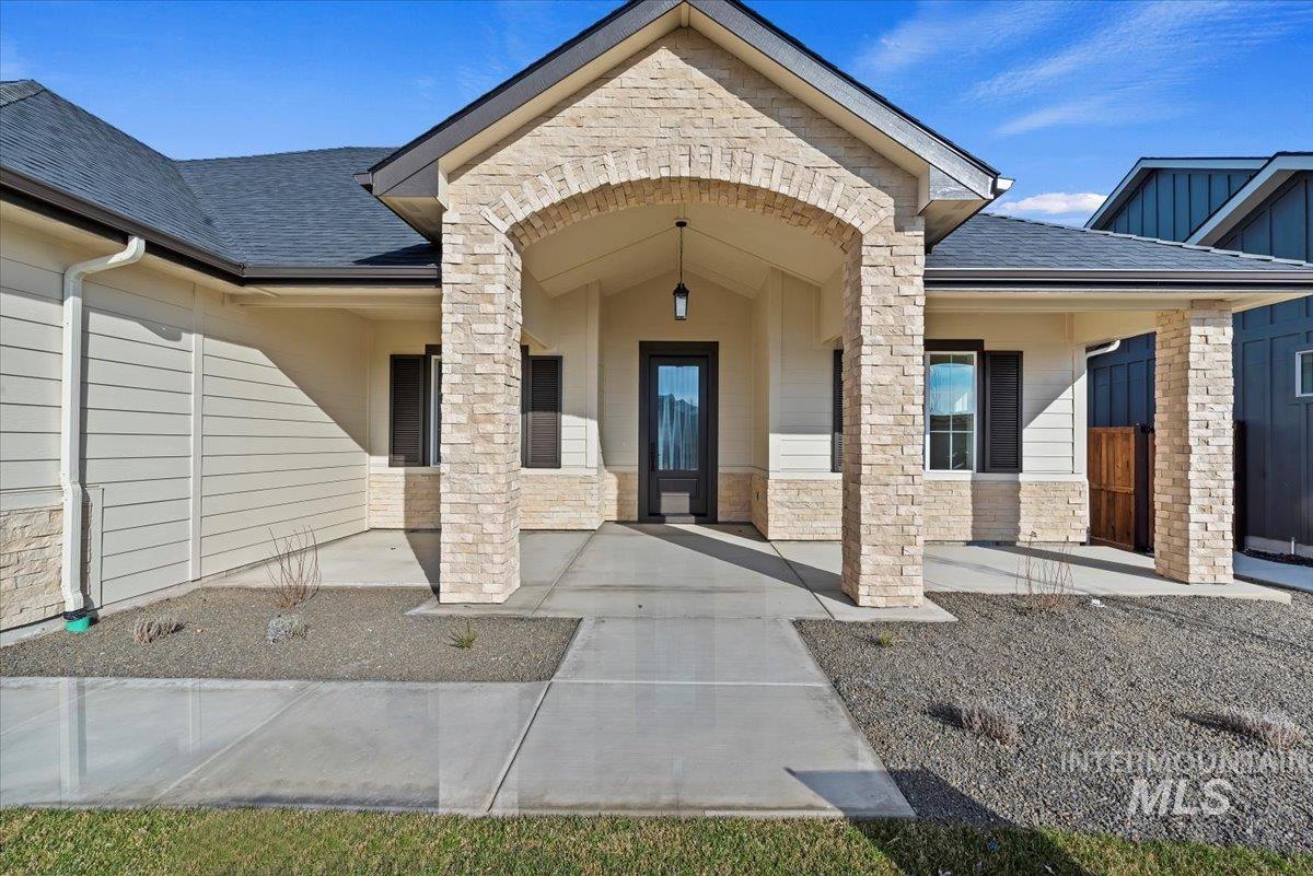 1438 W Ultar Dr., Nampa, Idaho 83686, 3 Bedrooms, 2.5 Bathrooms, Residential For Sale, Price $774,900,MLS 98974101
