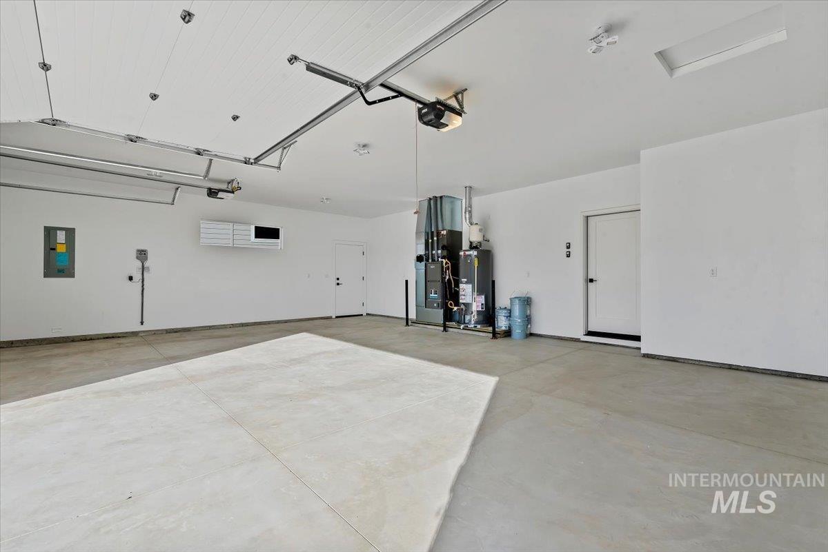 1438 W Ultar Dr., Nampa, Idaho 83686, 3 Bedrooms, 2.5 Bathrooms, Residential For Sale, Price $774,900,MLS 98974101