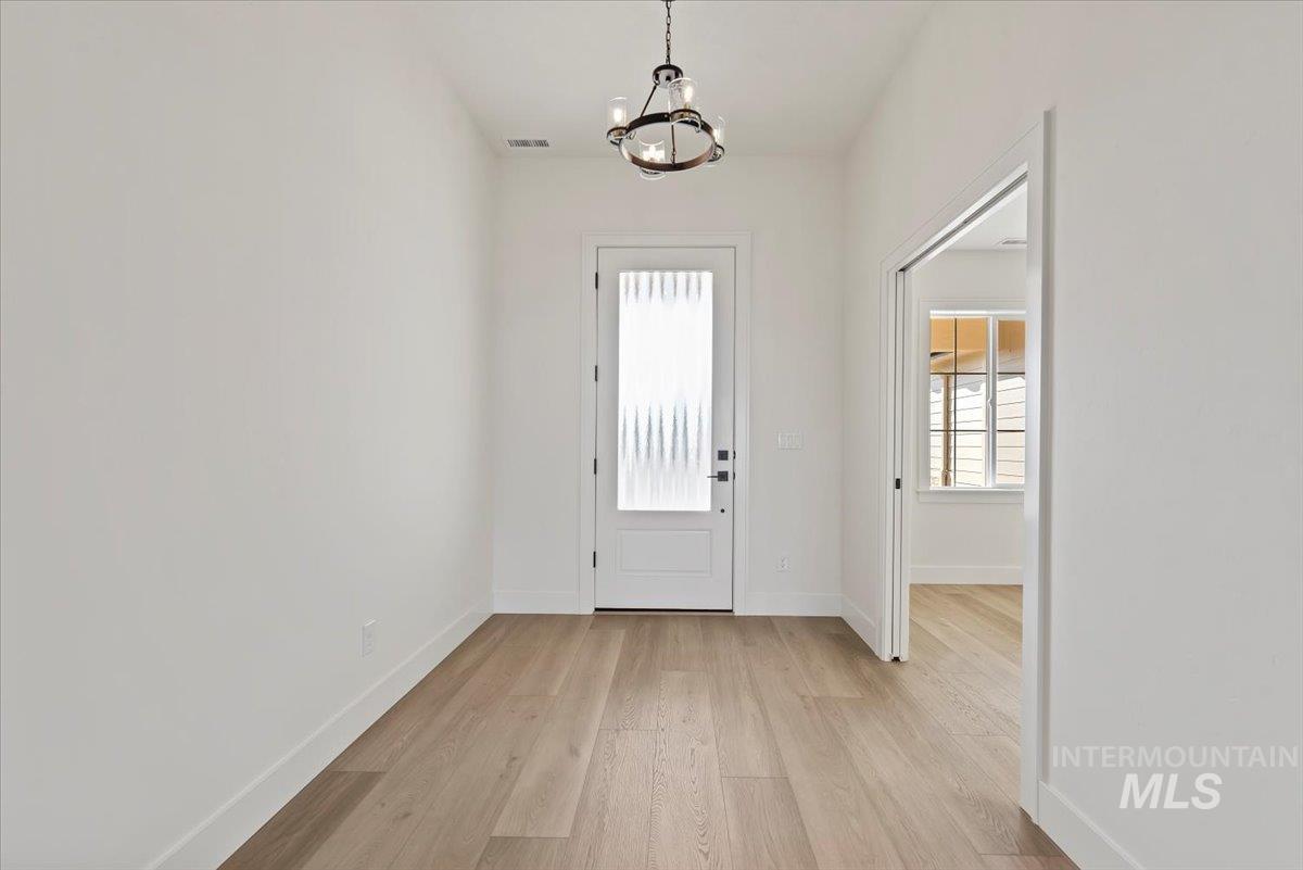 1438 W Ultar Dr., Nampa, Idaho 83686, 3 Bedrooms, 2.5 Bathrooms, Residential For Sale, Price $774,900,MLS 98974101