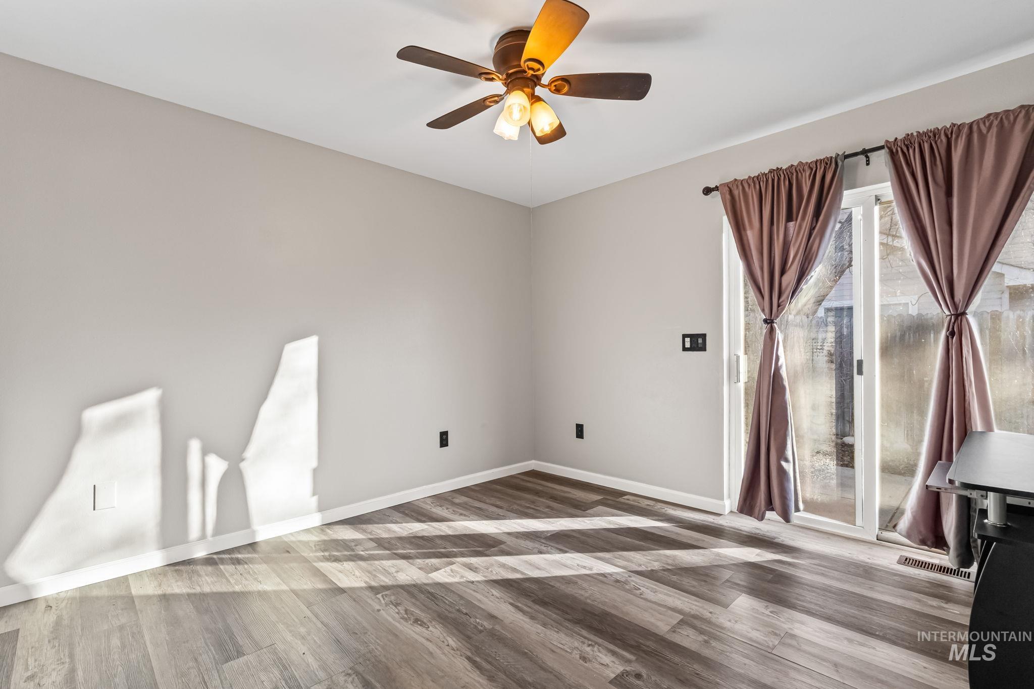 2750 N Macondray Ln, Boise, Idaho 83707, 3 Bedrooms, 2 Bathrooms, Residential For Sale, Price $399,000,MLS 98974104