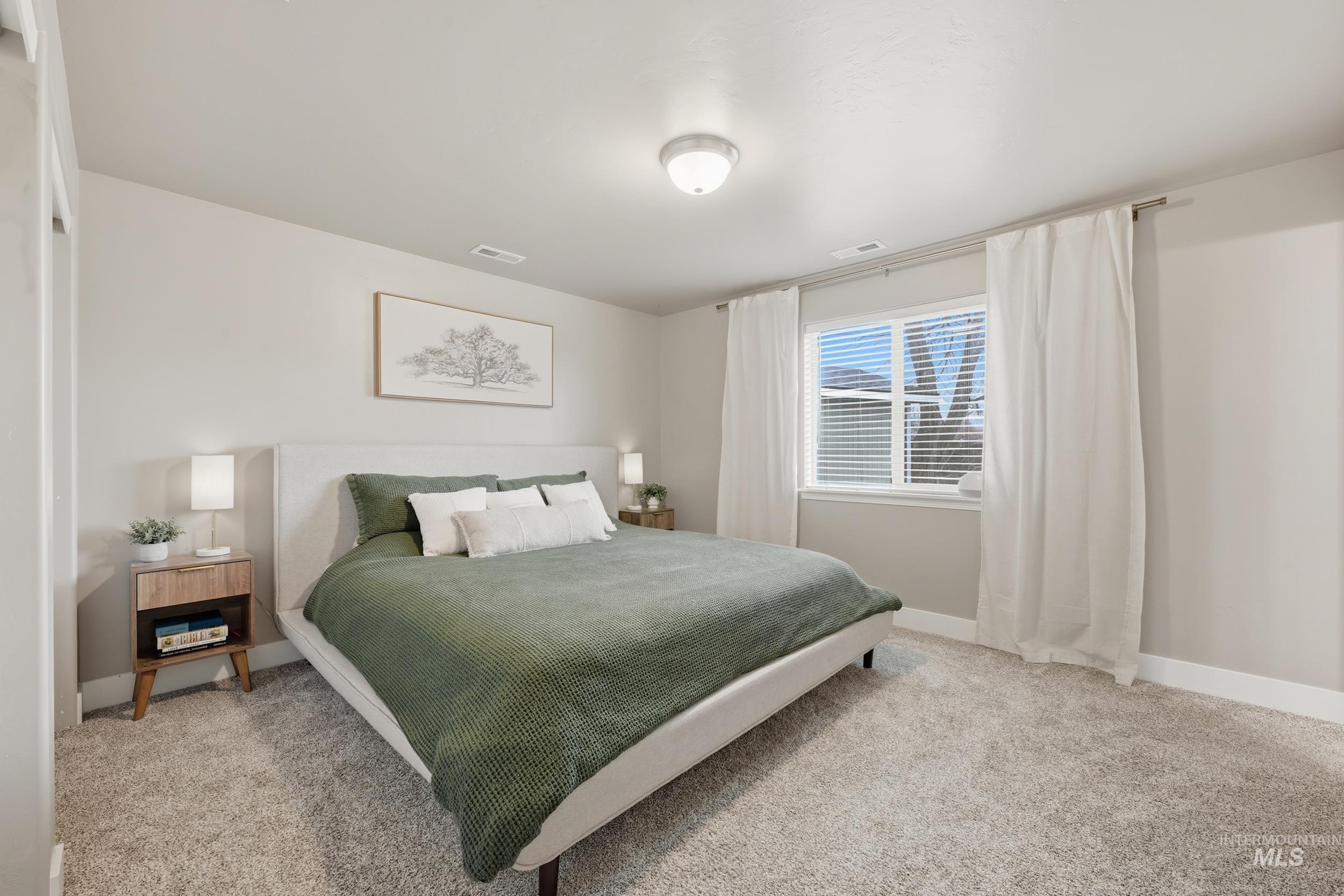 1218 S 19th St, Nampa, Idaho 83686, 3 Bedrooms, 2 Bathrooms, Residential For Sale, Price $407,000,MLS 98974106