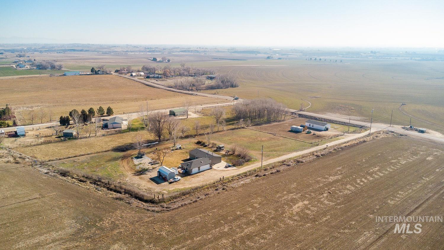 21568 Market Rd, Parma, Idaho 83660, 6 Bedrooms, 4 Bathrooms, Residential For Sale, Price $899,000,MLS 98974110