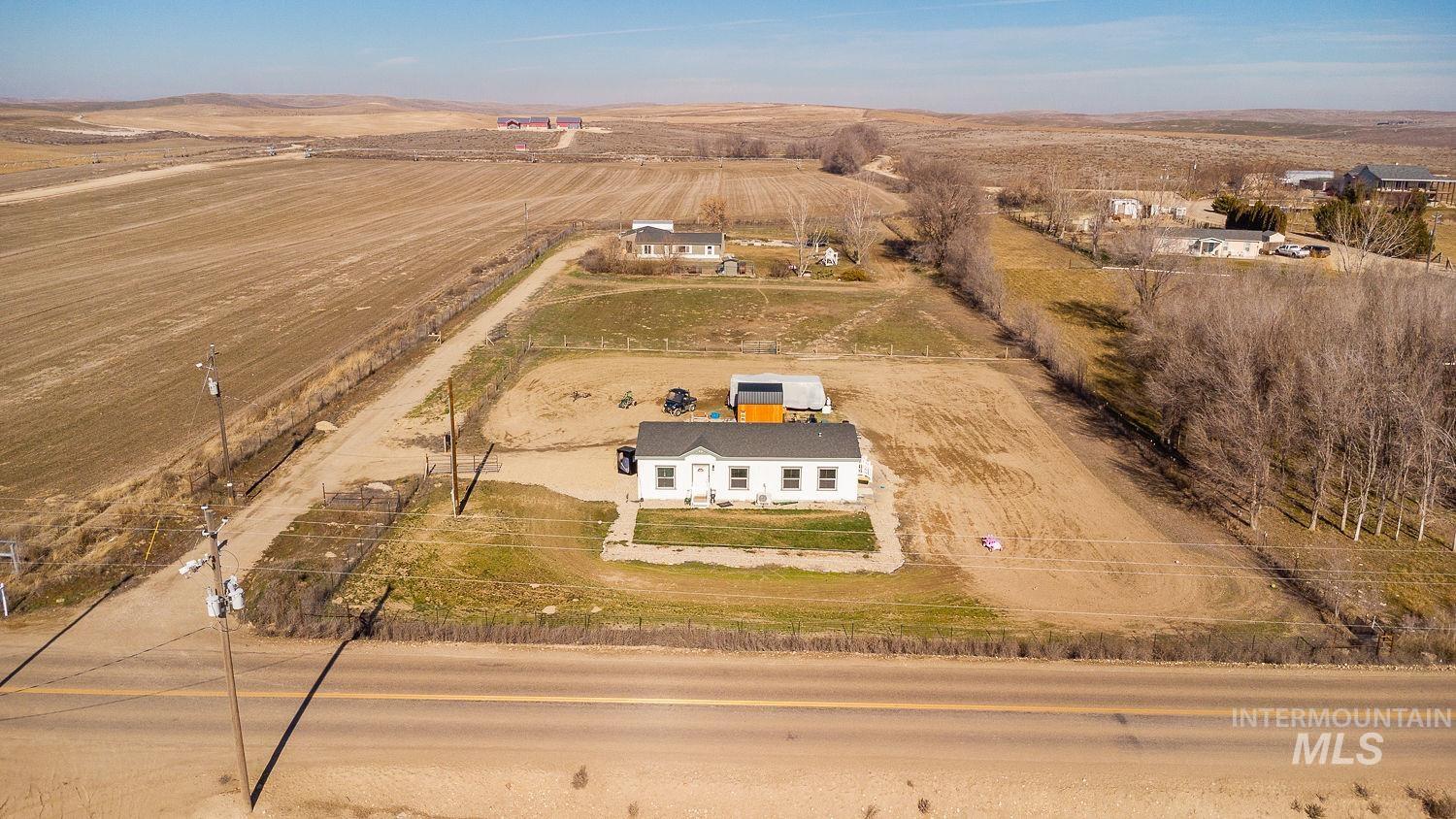 21568 Market Rd, Parma, Idaho 83660, 6 Bedrooms, 4 Bathrooms, Residential For Sale, Price $999,900,MLS 98974110