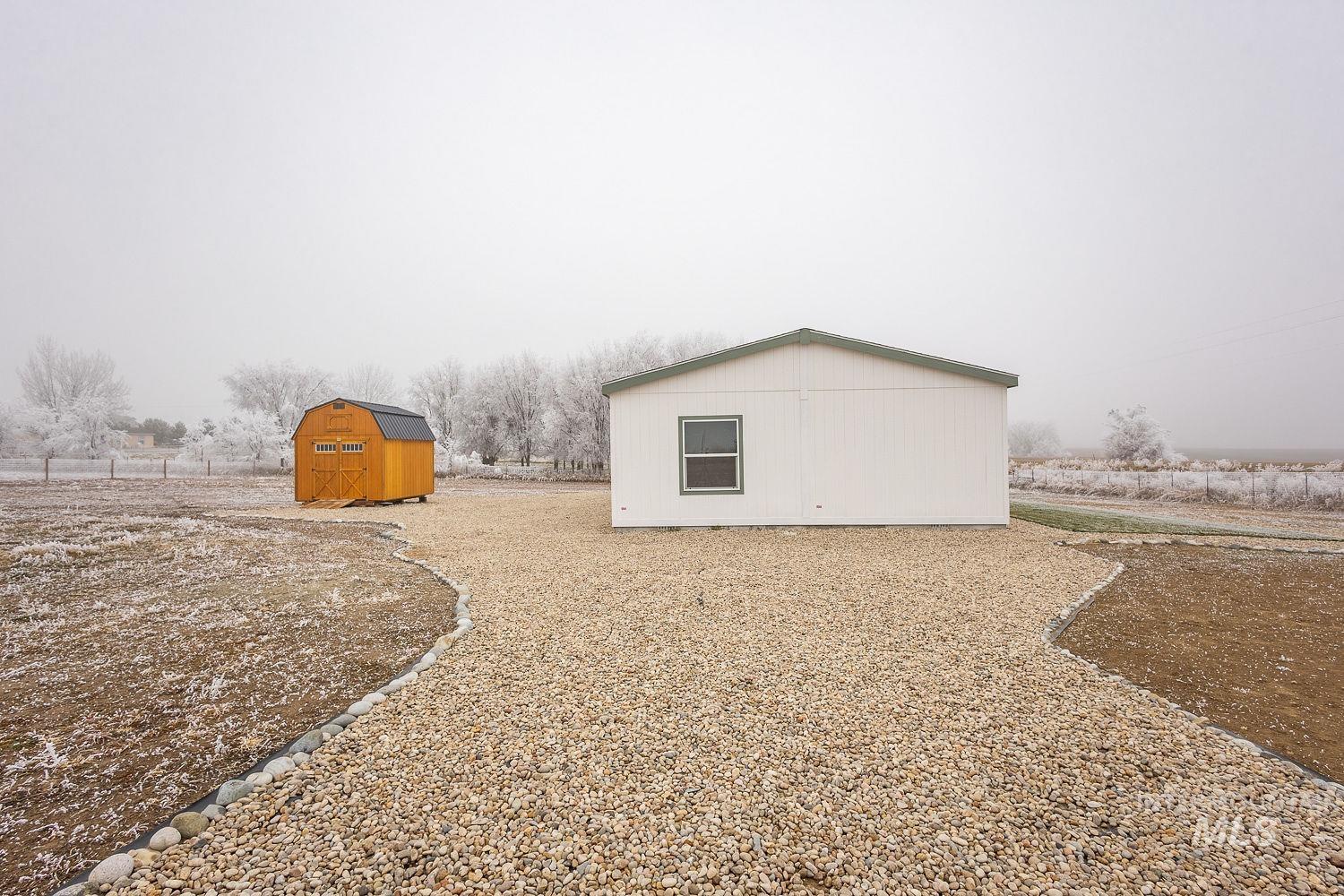 21568 Market Rd, Parma, Idaho 83660, 6 Bedrooms, 4 Bathrooms, Residential For Sale, Price $999,900,MLS 98974110