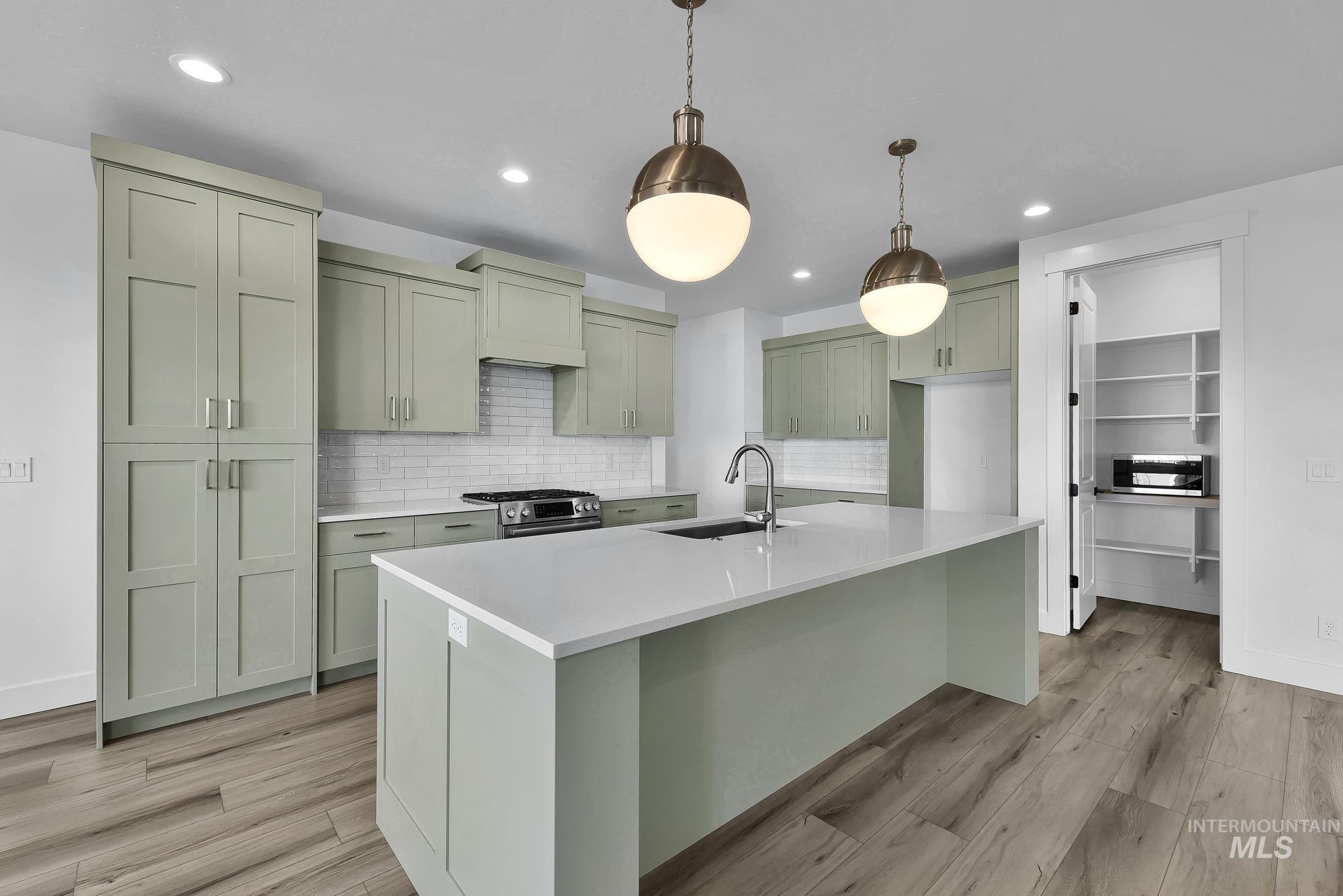 10426 Loneleaf, Nampa, Idaho 83687, 3 Bedrooms, 2 Bathrooms, Residential For Sale, Price $524,900,MLS 98974111