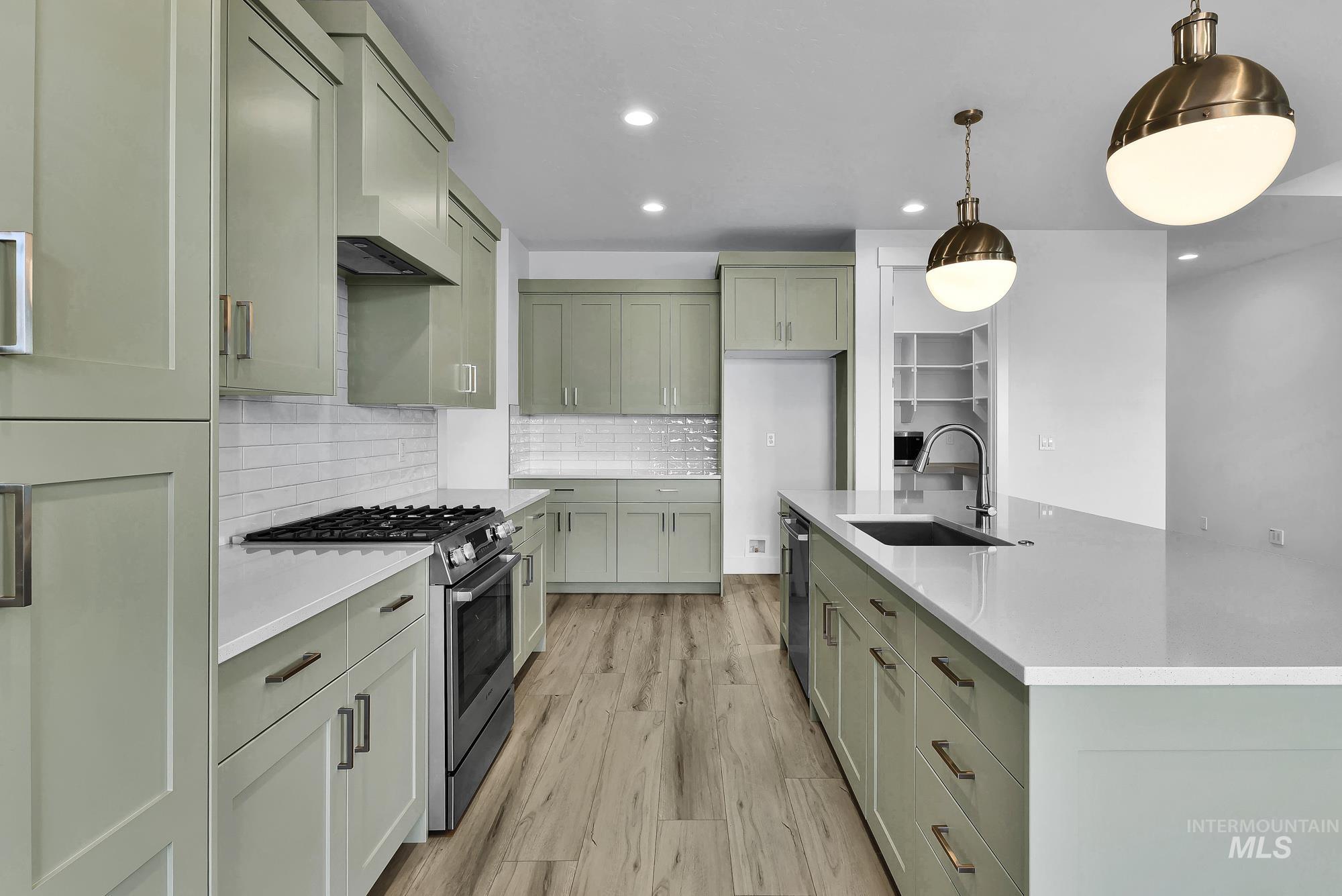 10426 Loneleaf, Nampa, Idaho 83687, 3 Bedrooms, 2 Bathrooms, Residential For Sale, Price $524,900,MLS 98974111