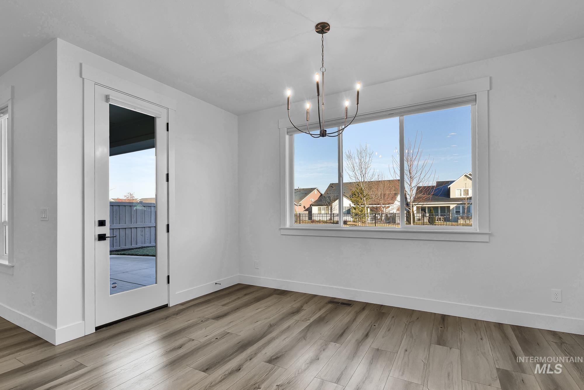 10426 Loneleaf, Nampa, Idaho 83687, 3 Bedrooms, 2 Bathrooms, Residential For Sale, Price $524,900,MLS 98974111