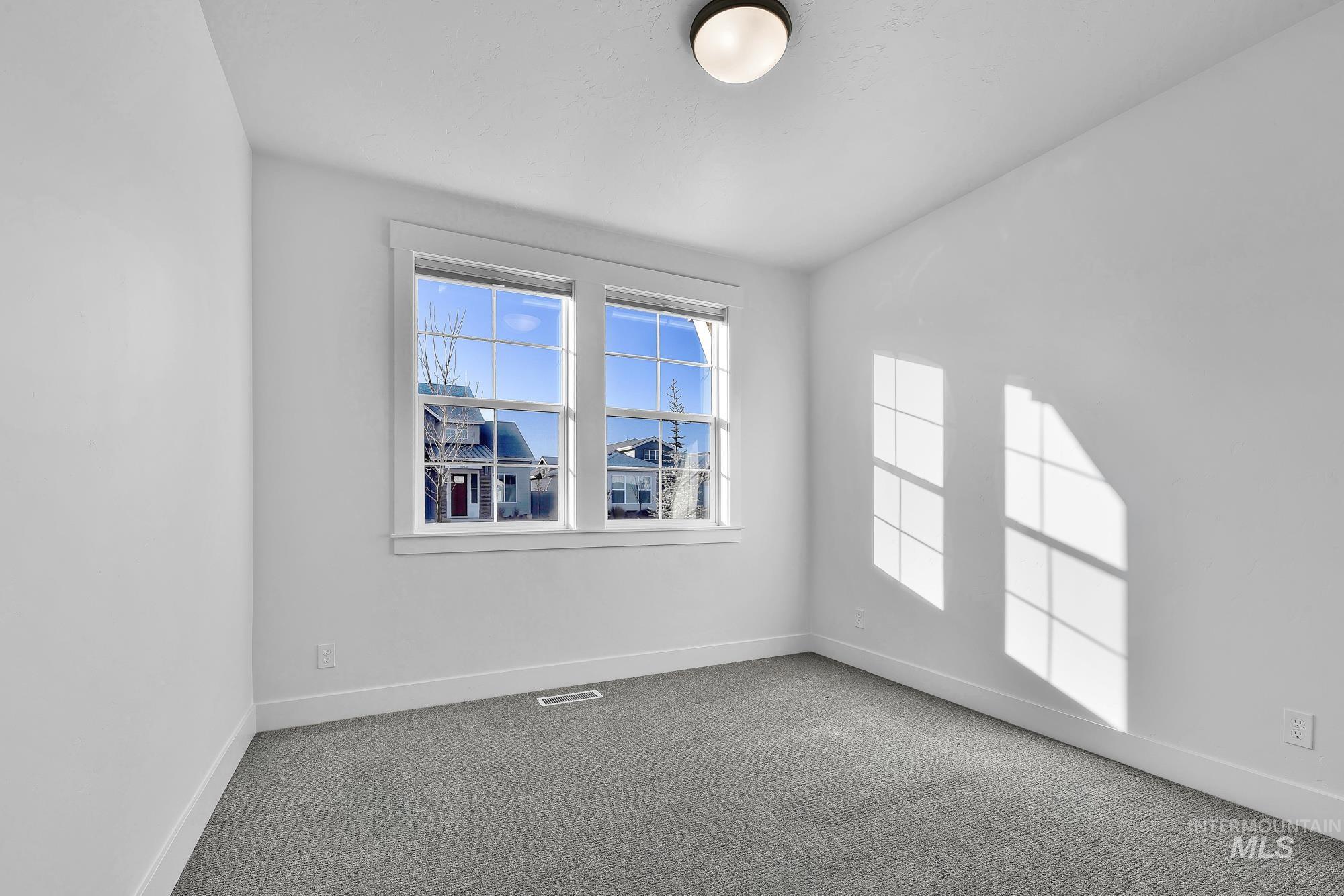 10426 Loneleaf, Nampa, Idaho 83687, 3 Bedrooms, 2 Bathrooms, Residential For Sale, Price $524,900, 98974111