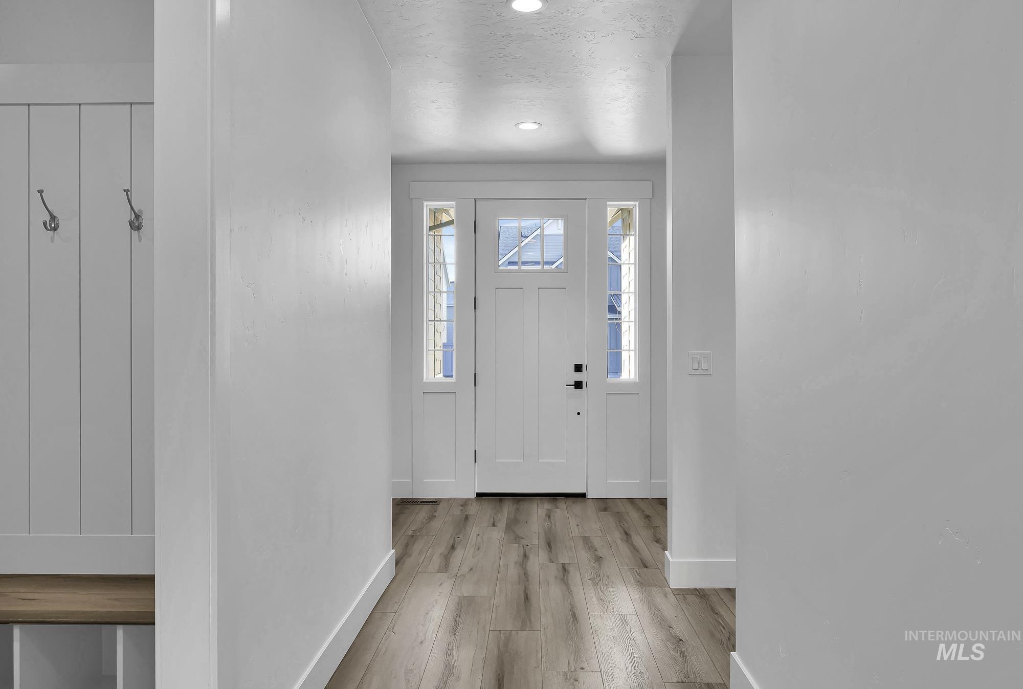 10426 Loneleaf, Nampa, Idaho 83687, 3 Bedrooms, 2 Bathrooms, Residential For Sale, Price $524,900,MLS 98974111