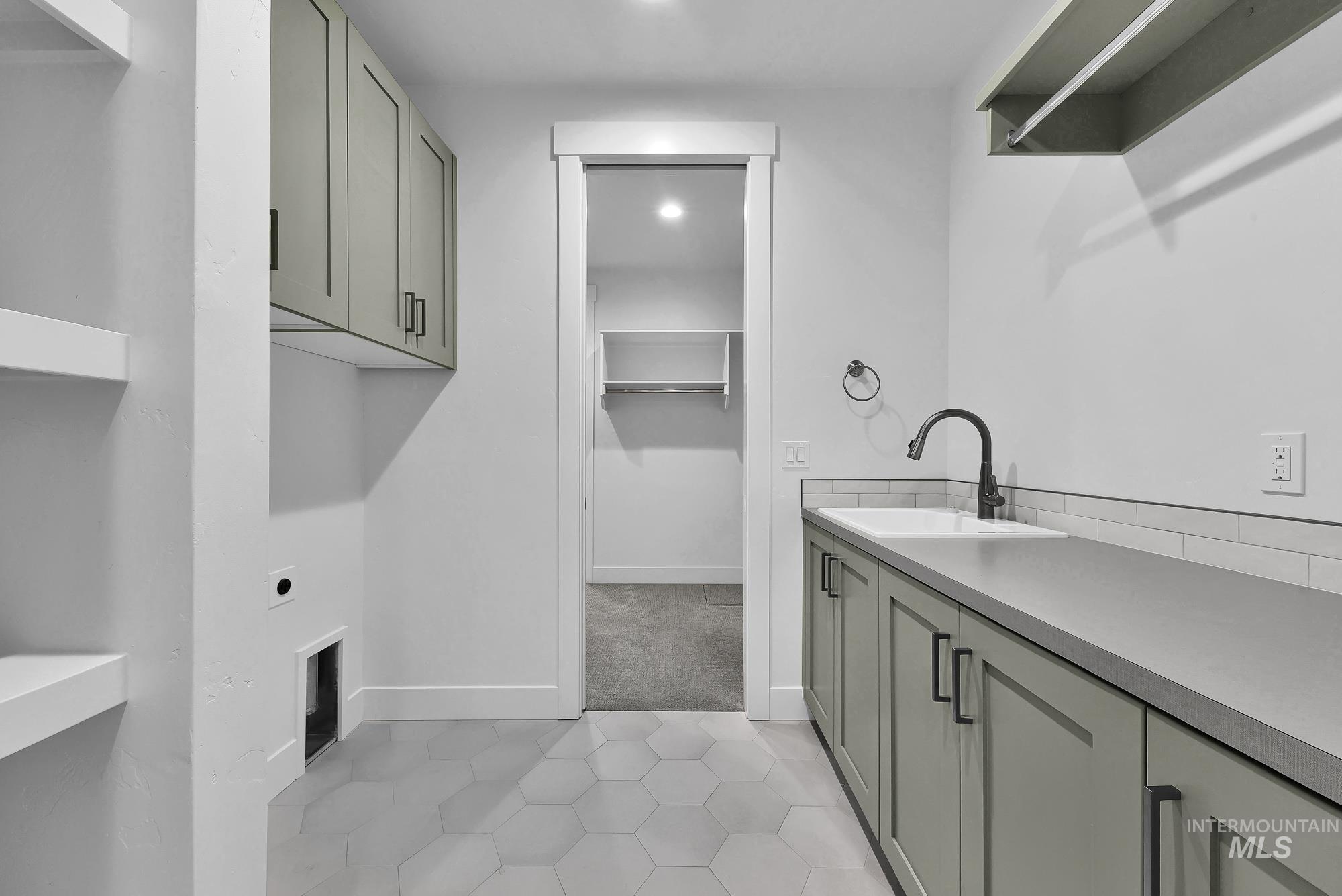 10426 Loneleaf, Nampa, Idaho 83687, 3 Bedrooms, 2 Bathrooms, Residential For Sale, Price $524,900, 98974111