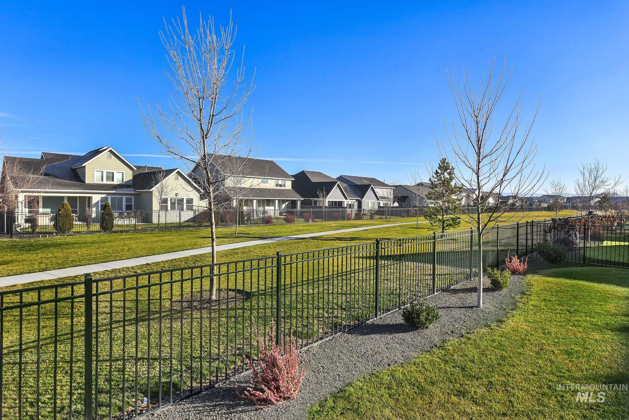 10426 Loneleaf, Nampa, Idaho 83687, 3 Bedrooms, 2 Bathrooms, Residential For Sale, Price $524,900,MLS 98974111