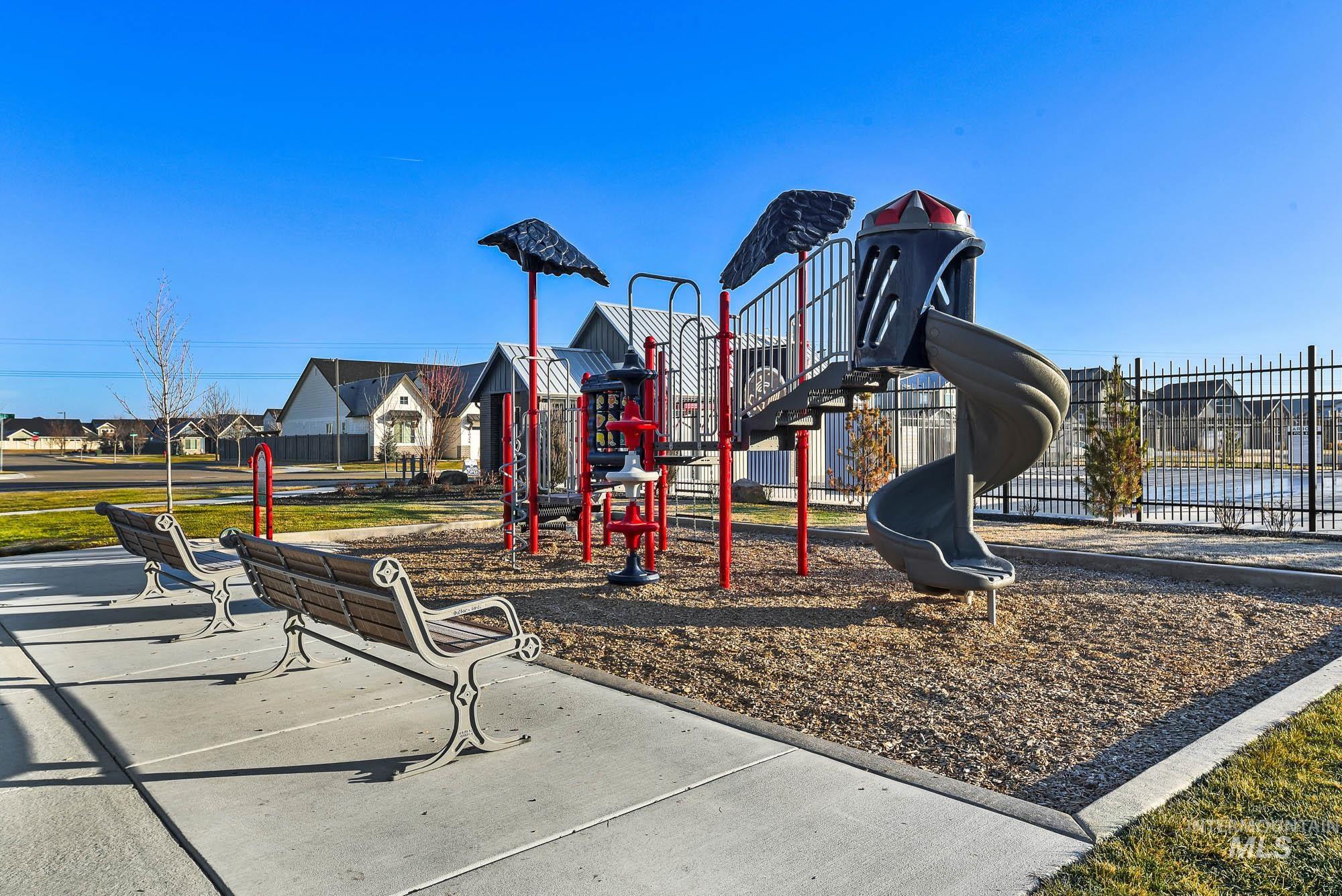 10426 Loneleaf, Nampa, Idaho 83687, 3 Bedrooms, 2 Bathrooms, Residential For Sale, Price $524,900,MLS 98974111