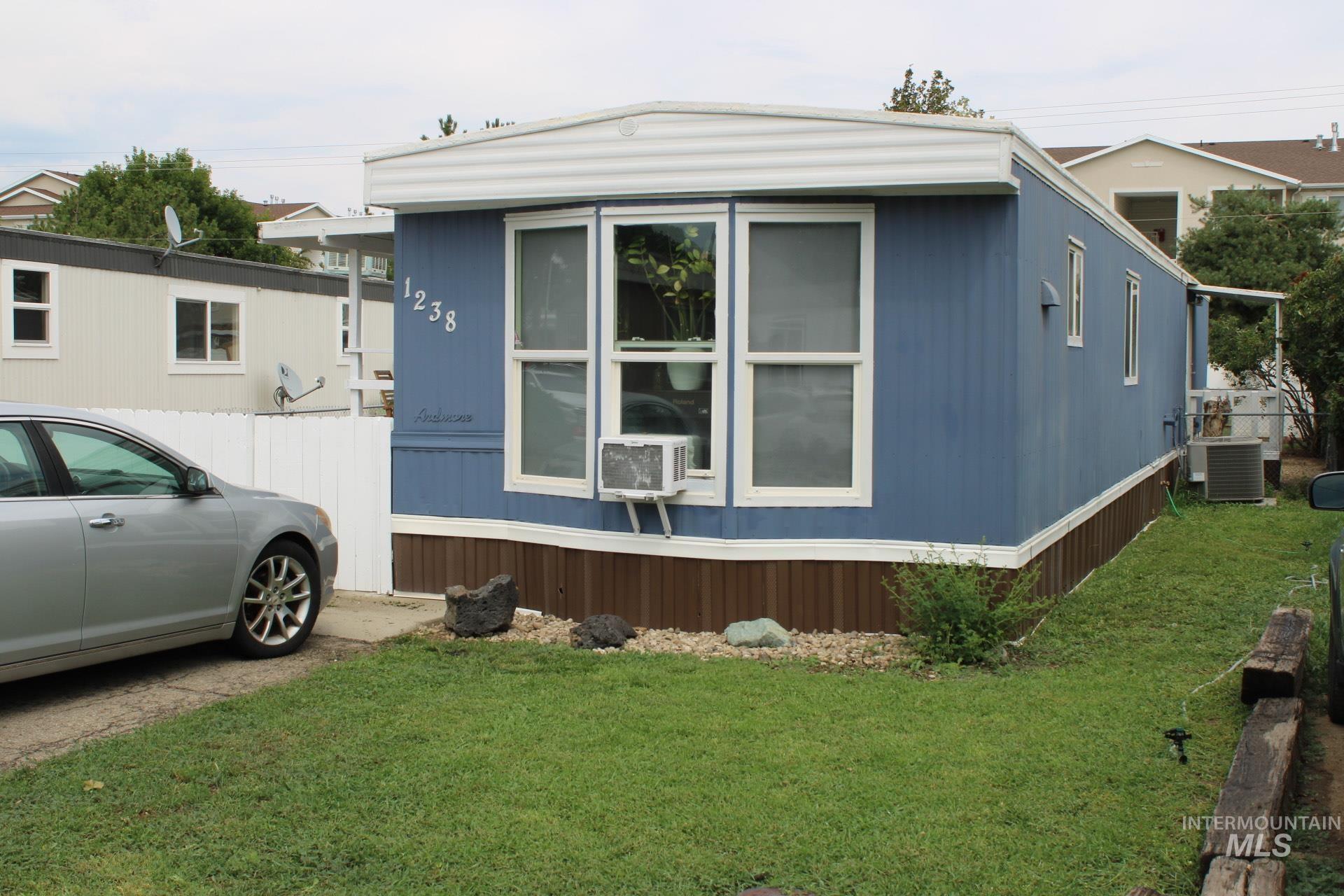 1238 N Sable Ln, Boise, Idaho 83704, 2 Bedrooms, 1 Bathroom, Residential For Sale, Price $68,900,MLS 98974113