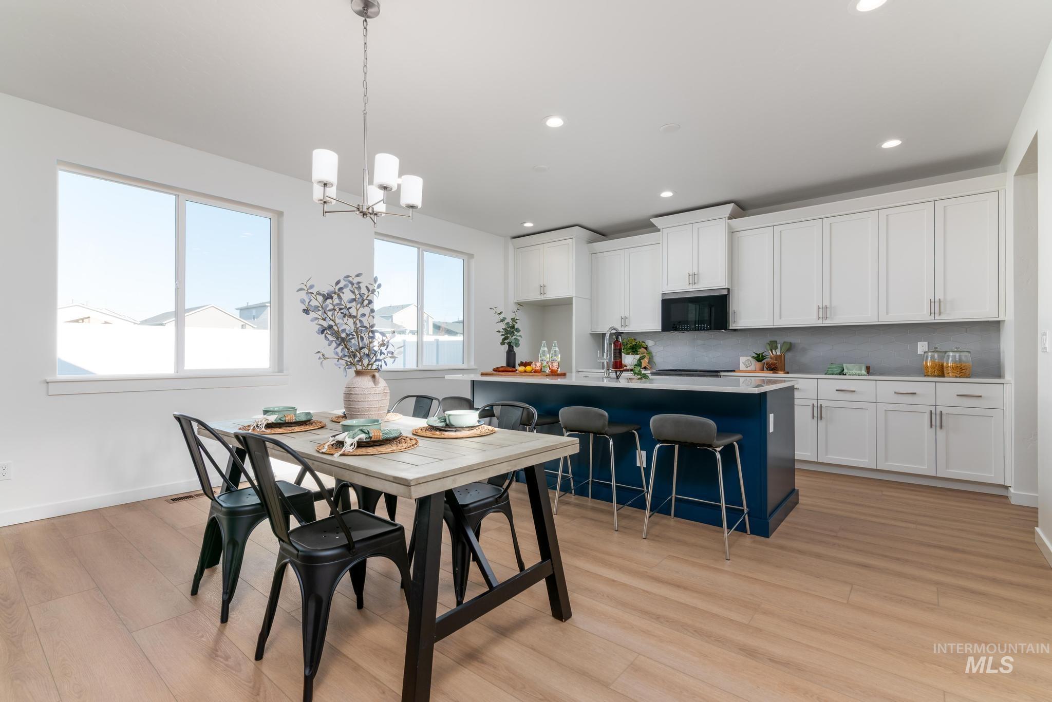 8409 S Wavecrest Ave, Kuna, Idaho 83634, 4 Bedrooms, 3 Bathrooms, Residential For Sale, Price $599,000,MLS 98974114