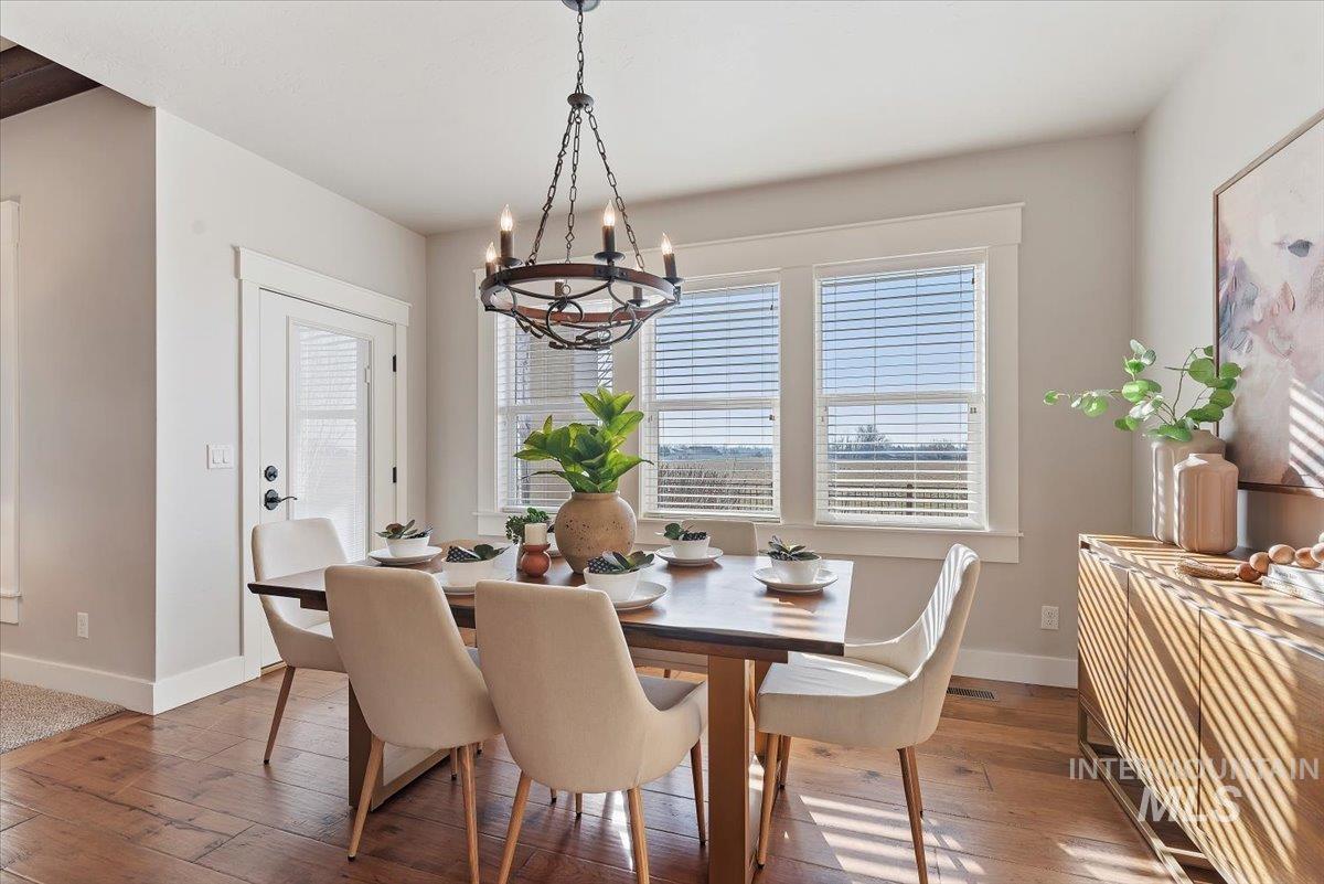 6079 W Biathlon Ct., Eagle, Idaho 83616, 4 Bedrooms, 3 Bathrooms, Residential For Sale, Price $875,000,MLS 98974117